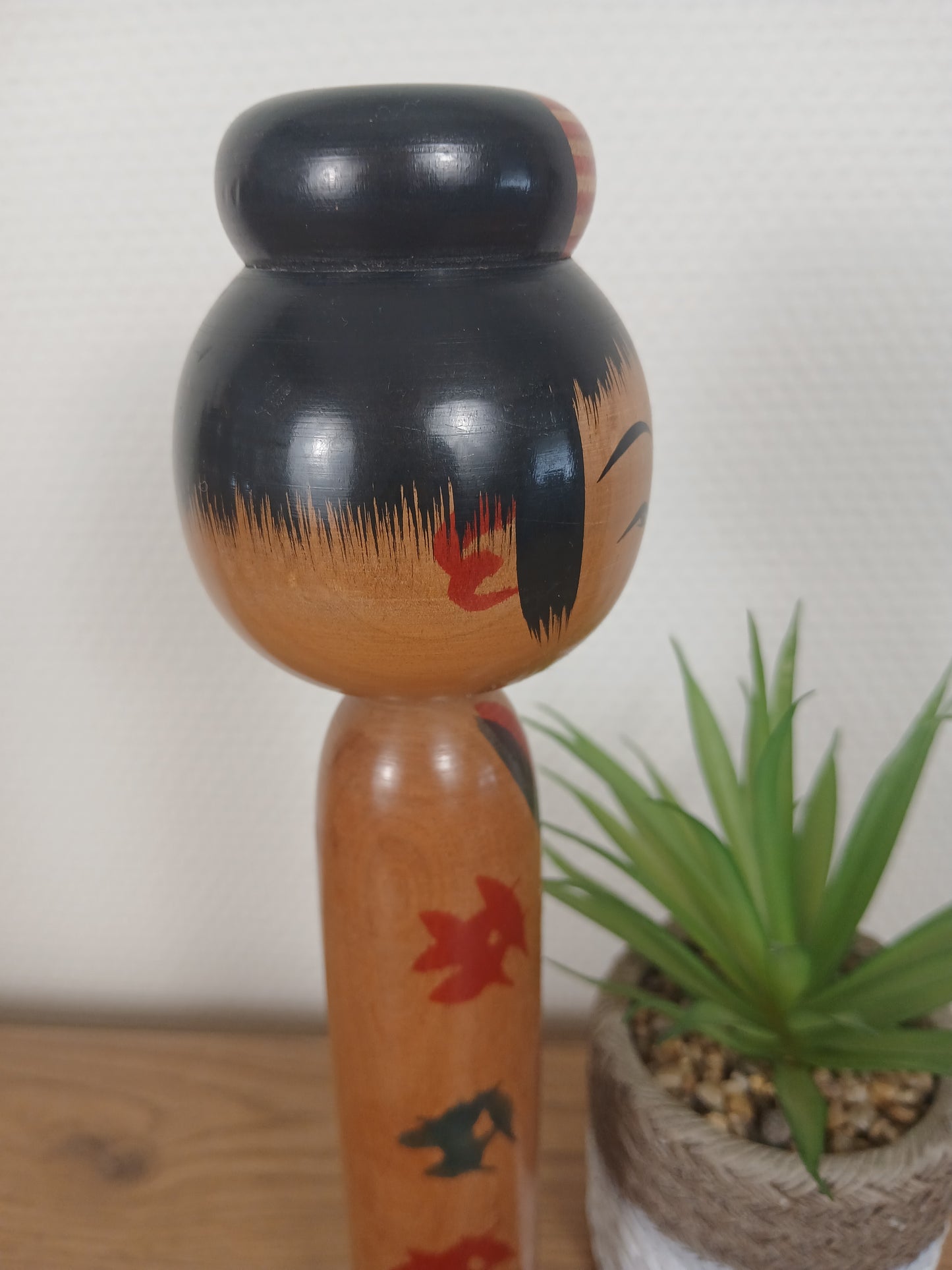 Vintage traditional Togatta kokeshi by Eitaro Sato (1939-)