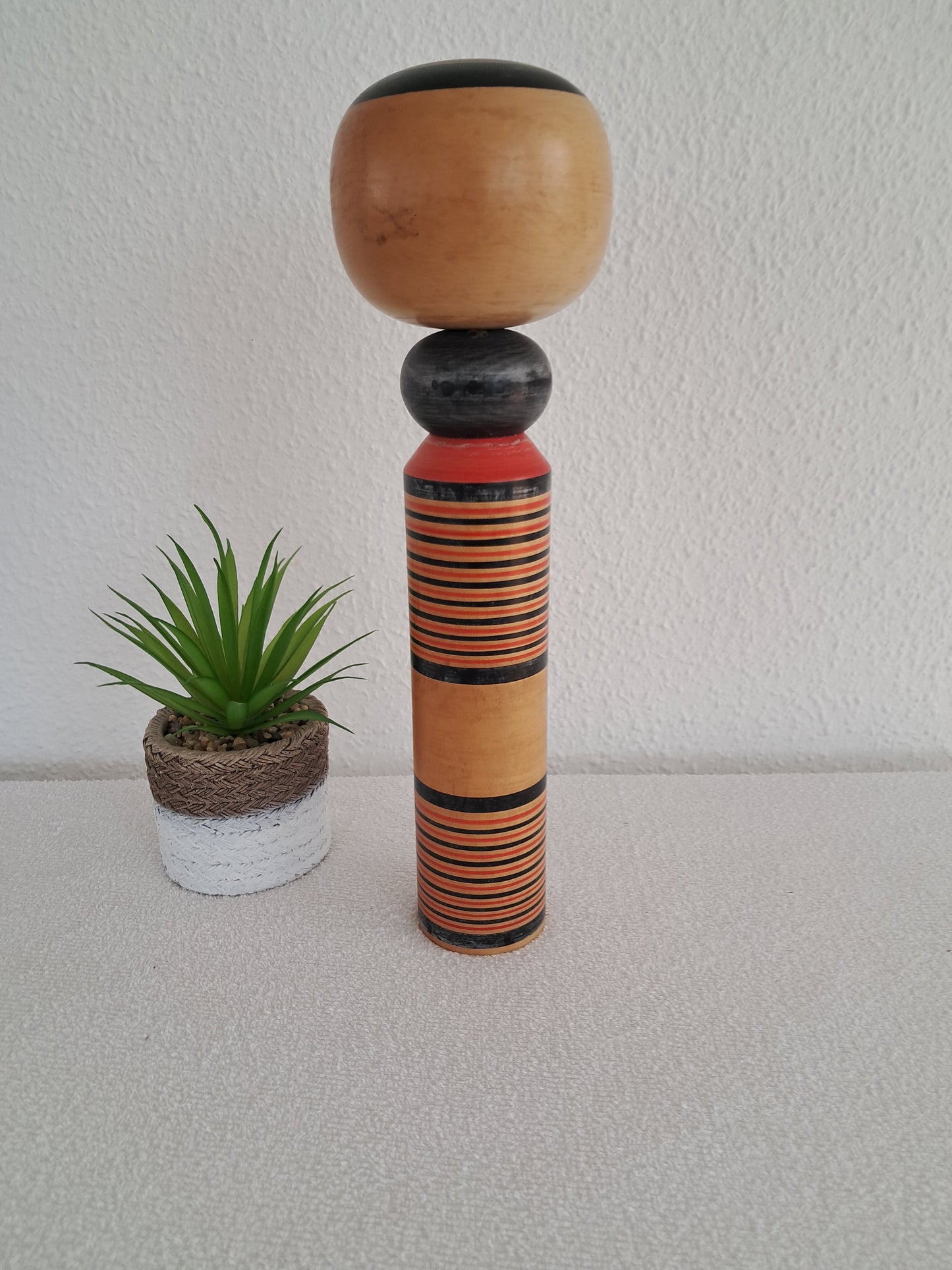 Vintage Traditional Nanbu/Togatta/Naruko Kokeshi made by Sato Nagao