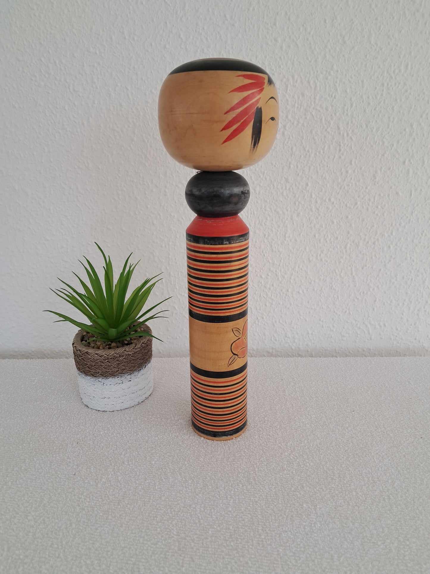 Vintage Traditional Nanbu/Togatta/Naruko Kokeshi made by Sato Nagao