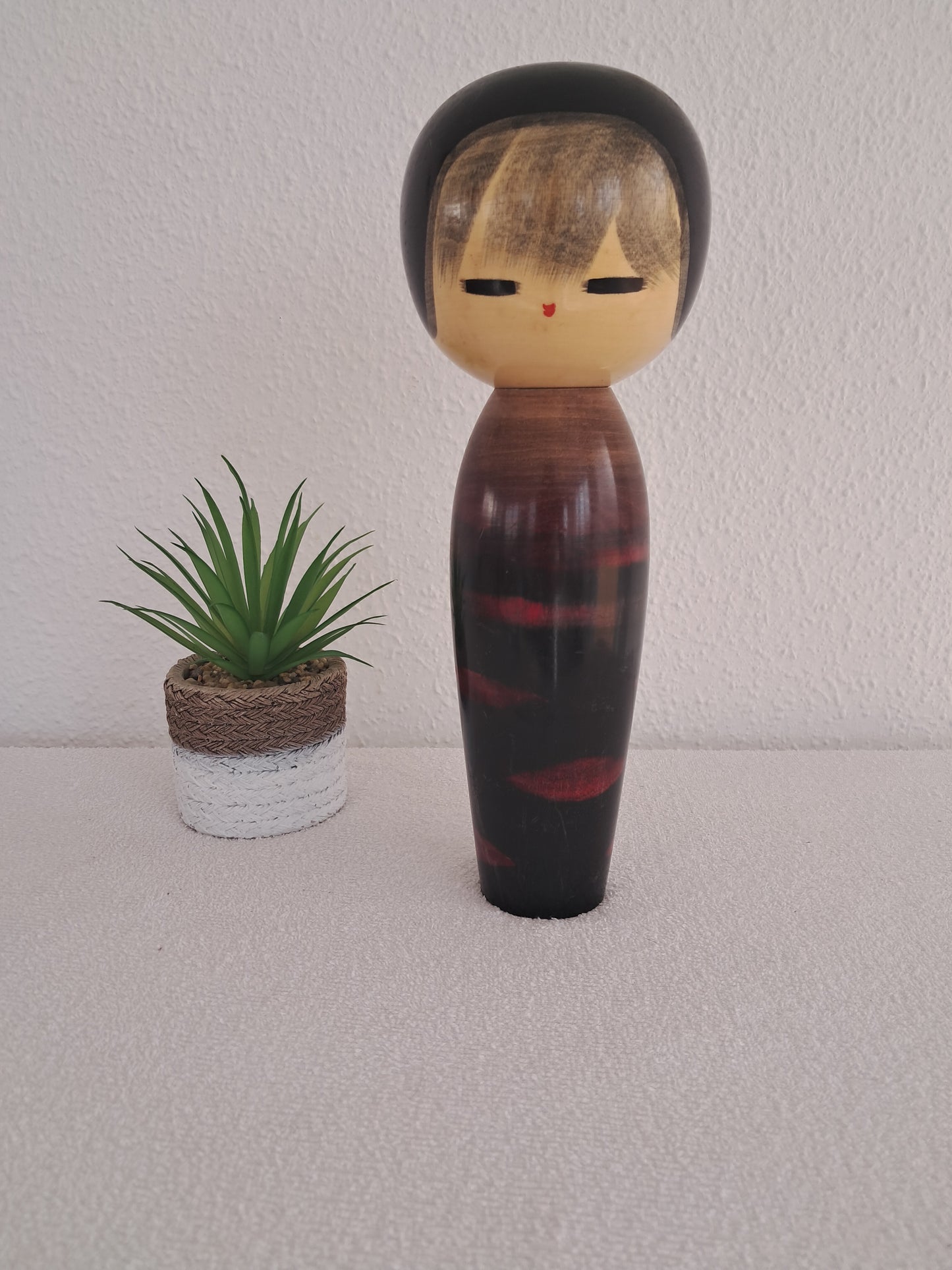 Vintage Sosaku Kokeshi made by Watanabe Masao (1917-2007)