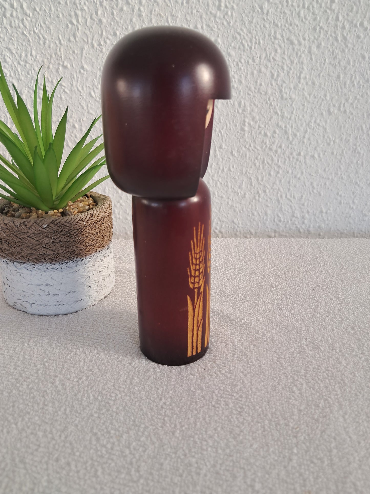 Vintage Gumma kokeshi made by Miyashita Hajime (1940-)