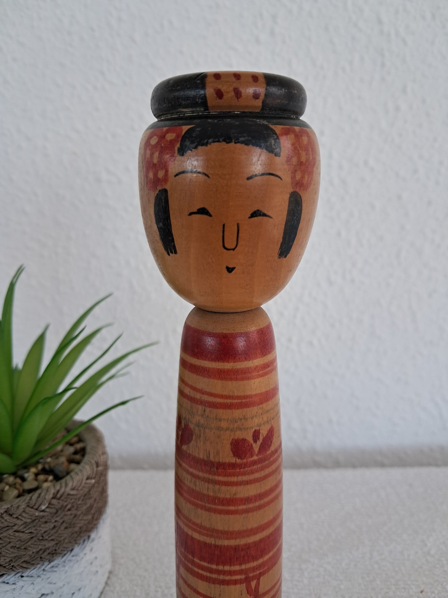 Traditional Vintage Tsuchiyu Kokeshi made by Sakuma Tsuneo (1906-1996)