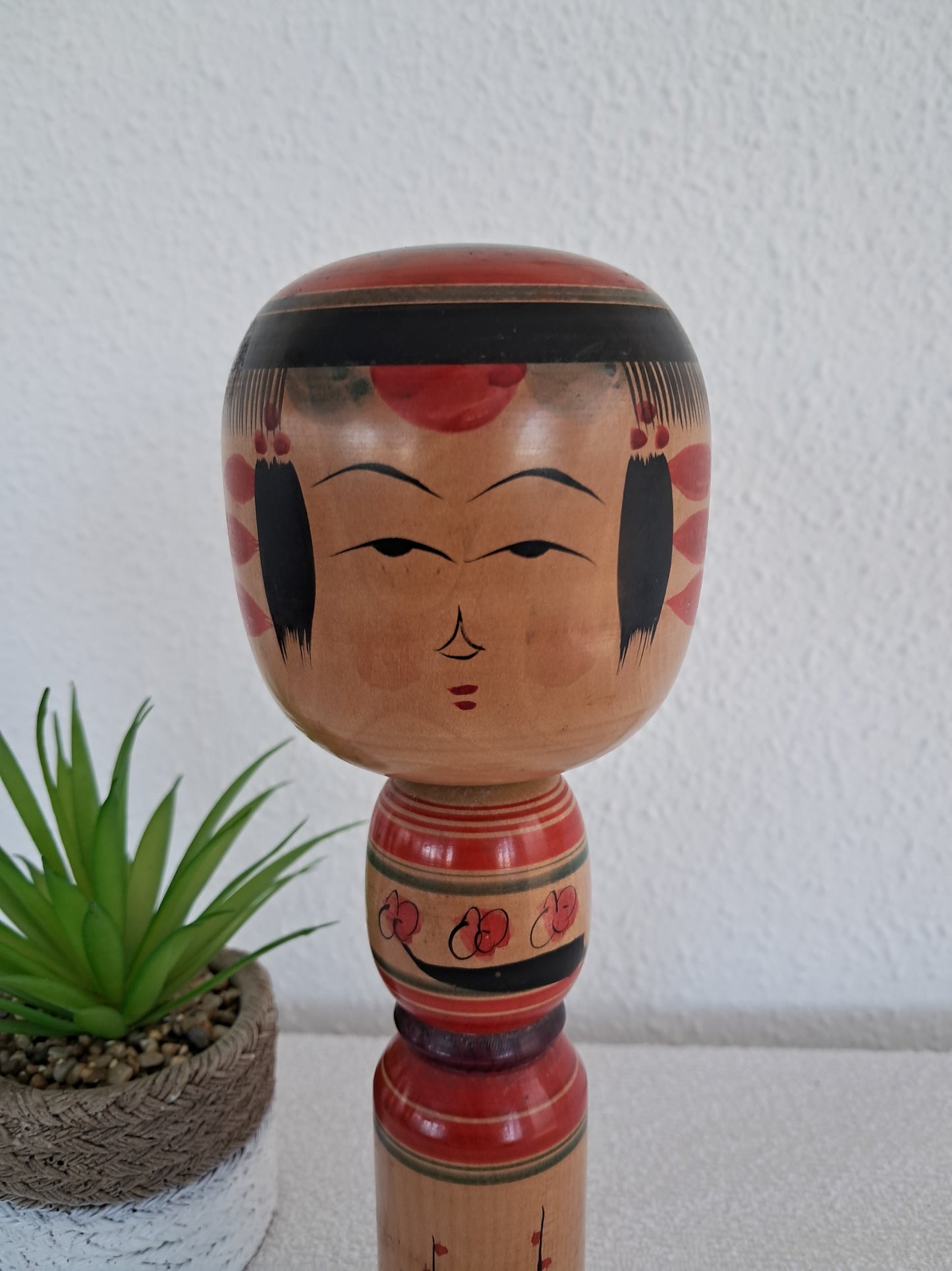 Traditional Vintage Yajiro Kokeshi made by Takahashi Seishi (1911-1978) - Made in 1975