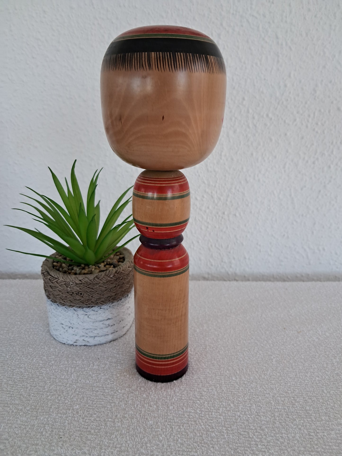 Traditional Vintage Yajiro Kokeshi made by Takahashi Seishi (1911-1978) - Made in 1975