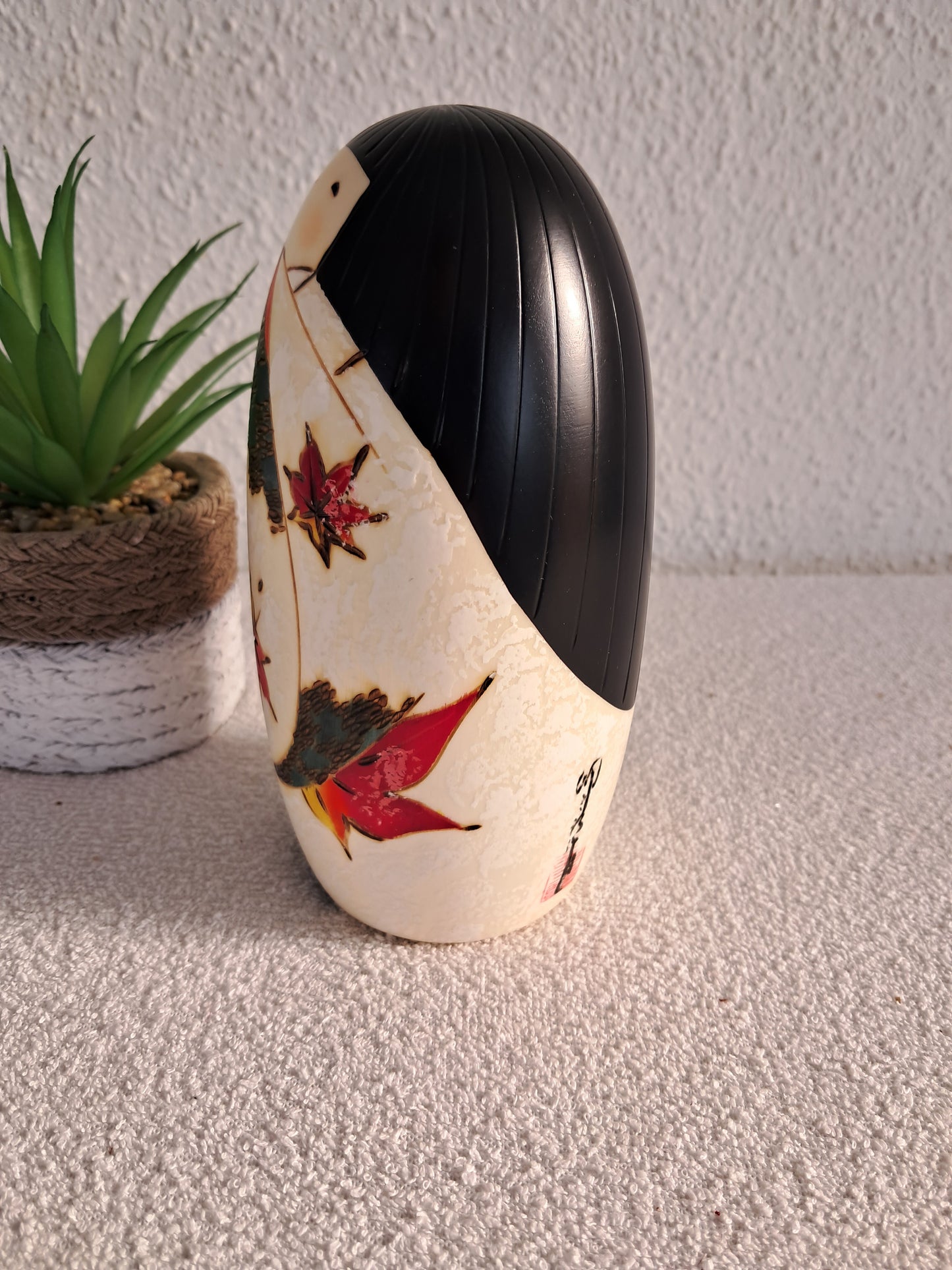 New Sosaku kokeshi by Usaburo - With original box