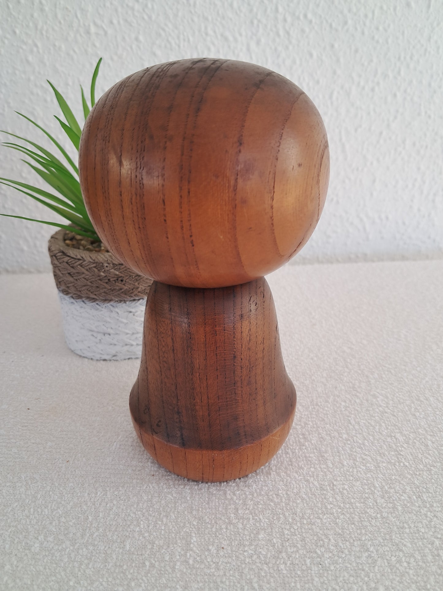 Exclusive Vintage Kokeshi made by Tsujita Ryozo (1923-)