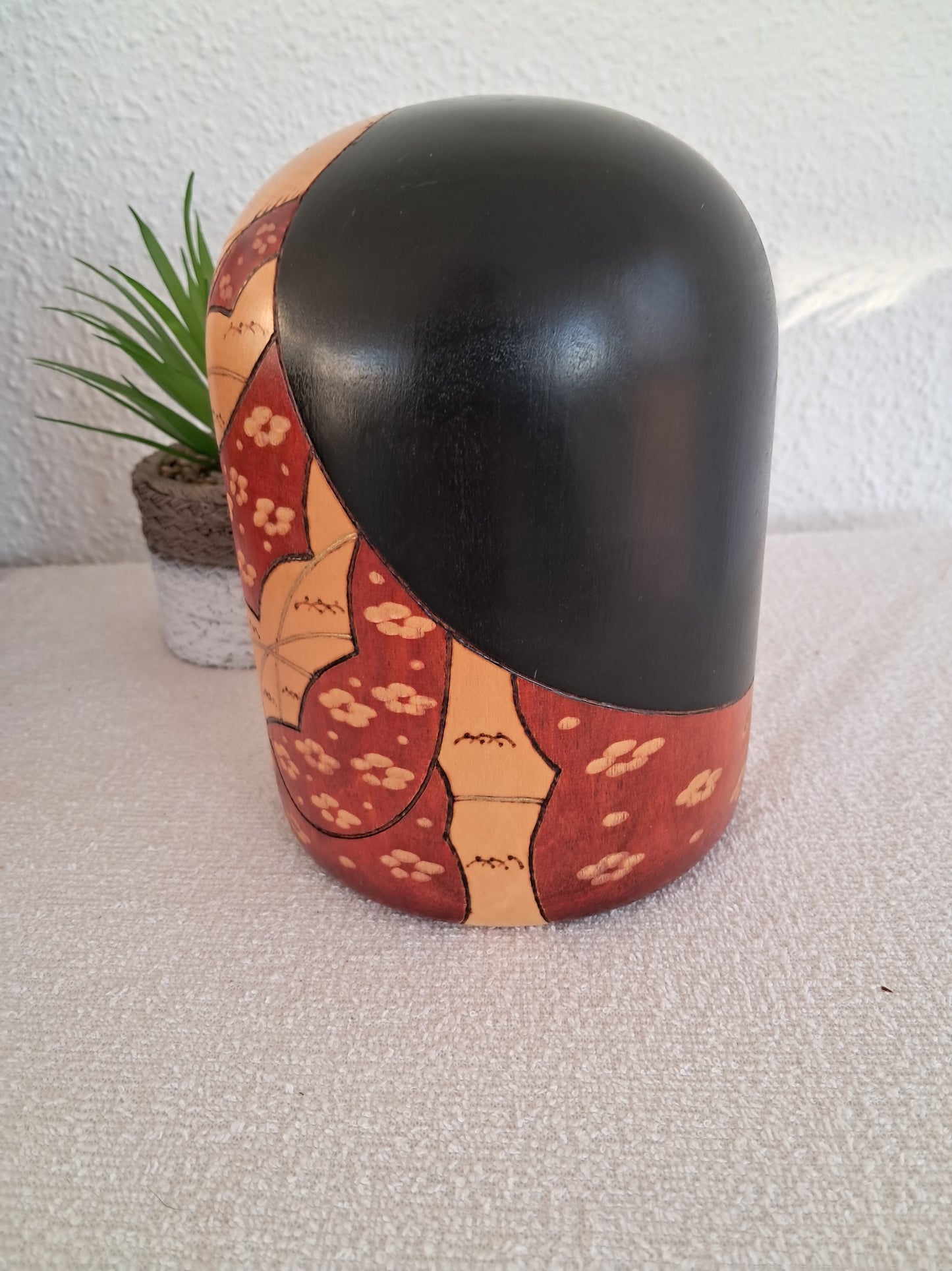 Vintage Sosaku kokeshi made by Iguchi Satoru (1948-)