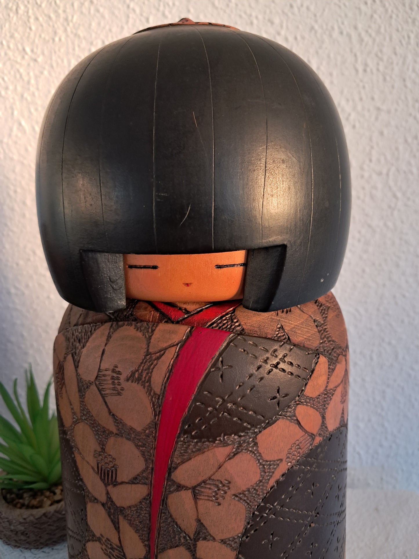 Exclusive Large Vintage Gumma Kokeshi by Inosuke Kobayashi (1931-2000)