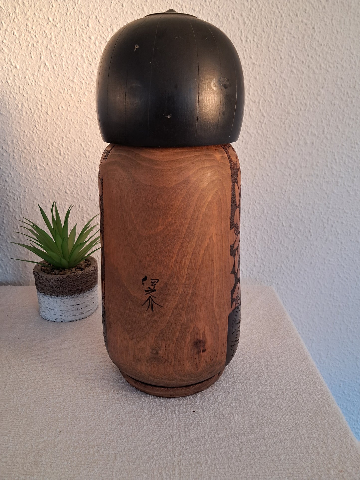 Exclusive Large Vintage Gumma Kokeshi by Inosuke Kobayashi (1931-2000)