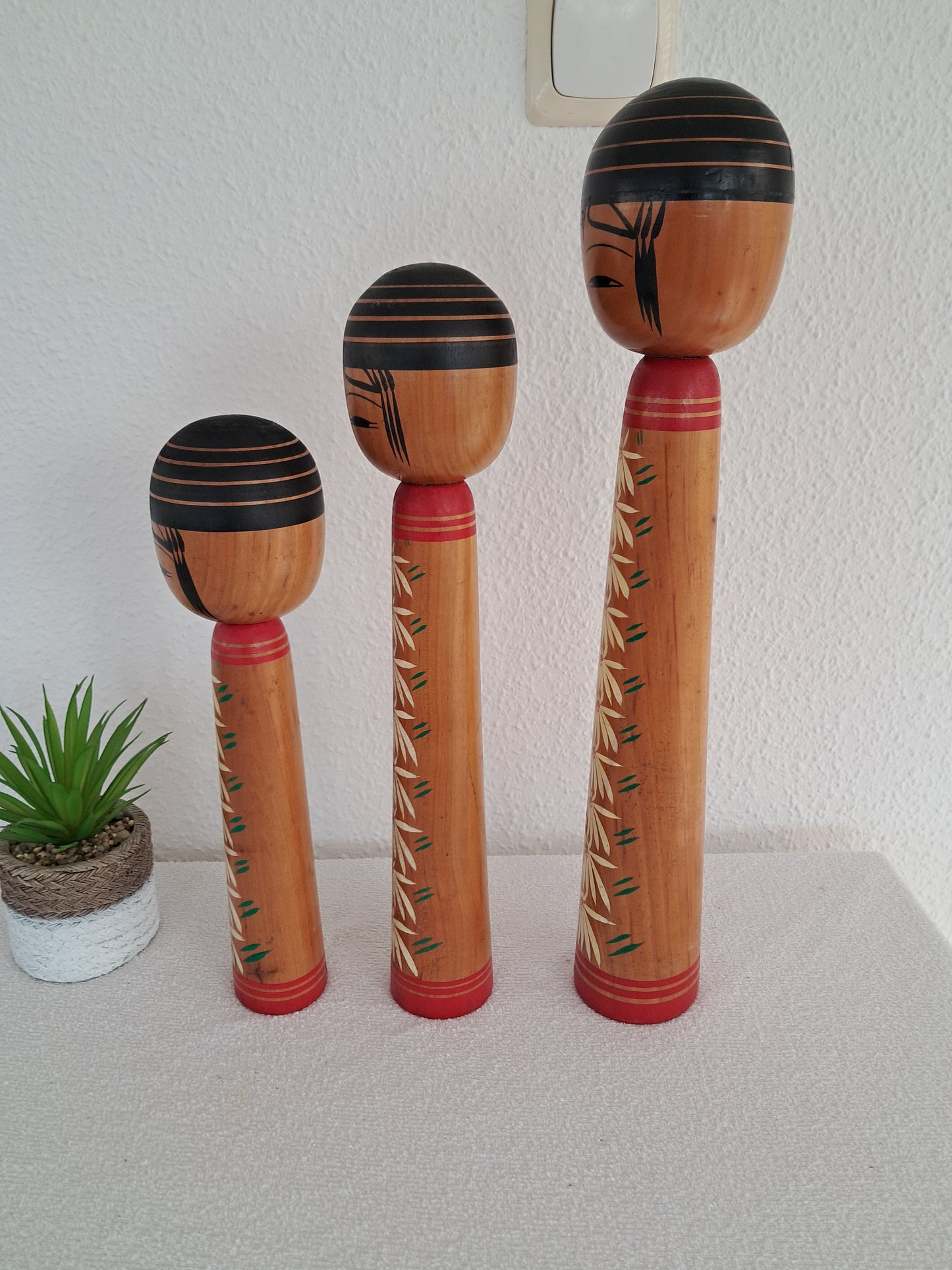 Vintage traditional Xl kokeshi