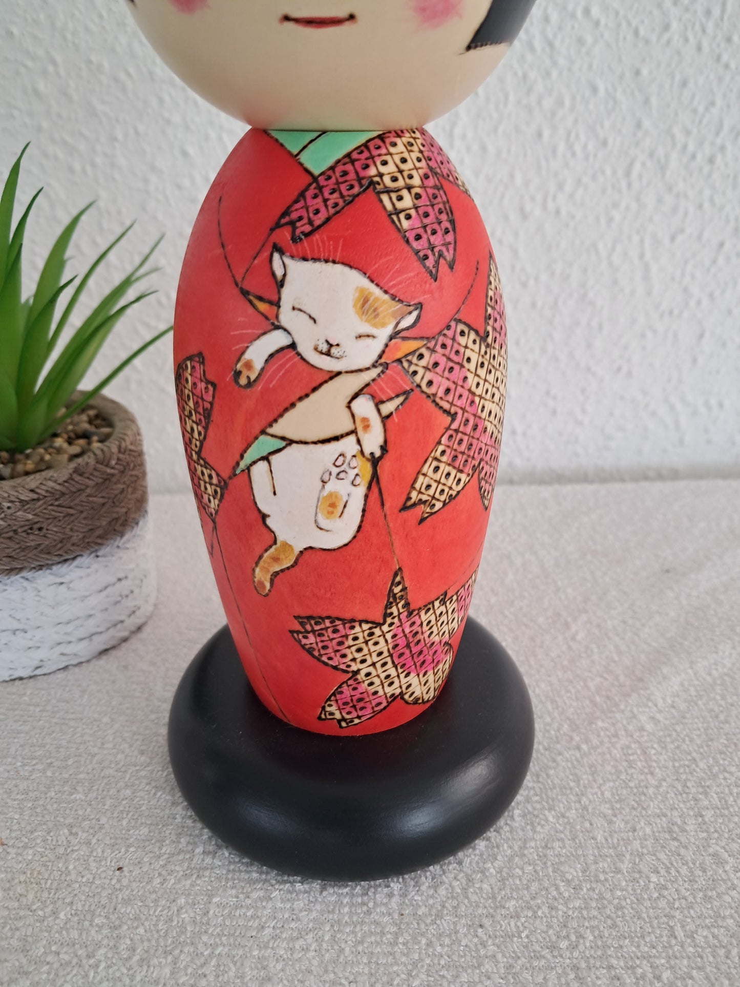 Unique kokeshi by Oki Yasunobu