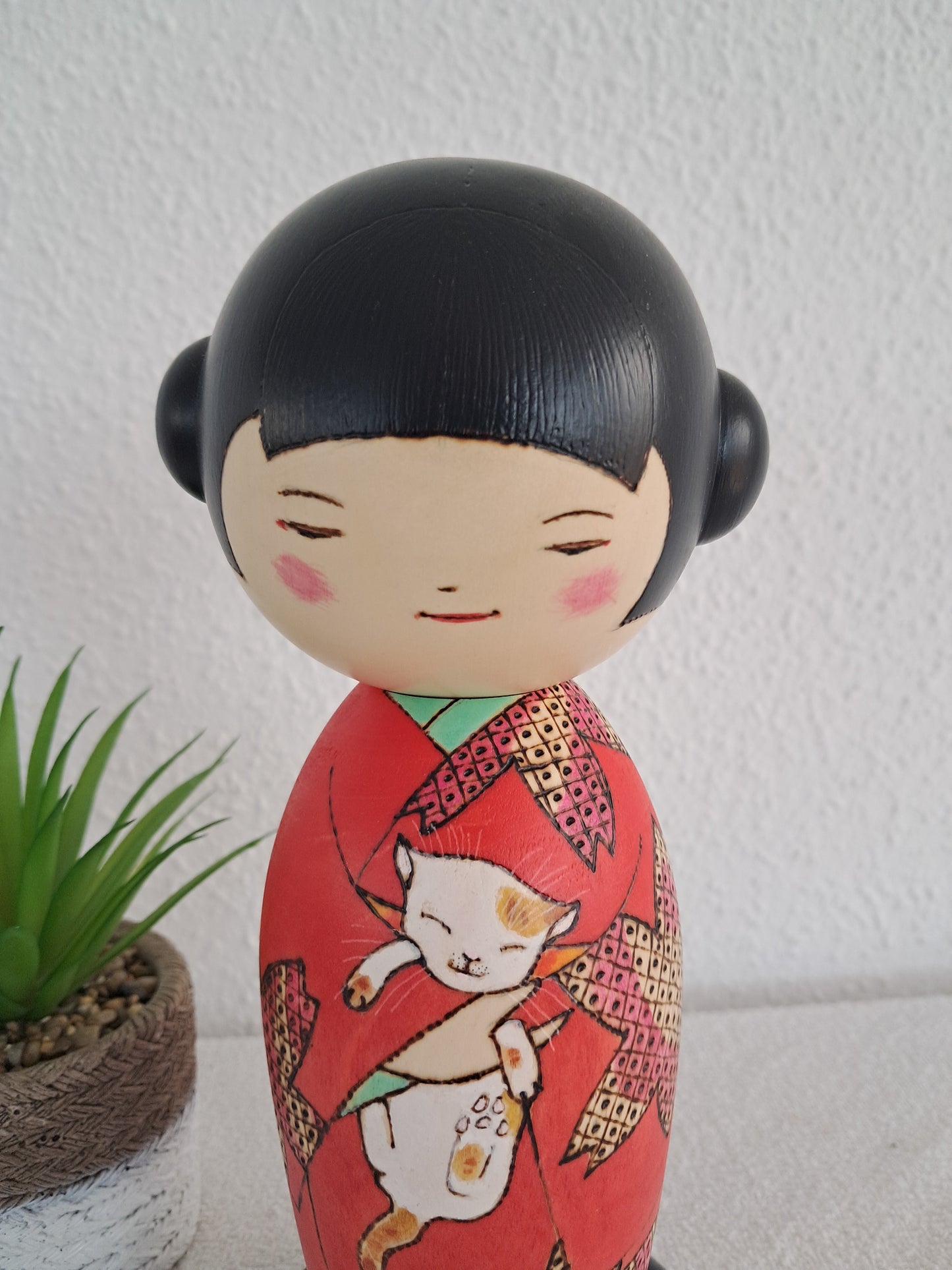 Unique kokeshi by Oki Yasunobu