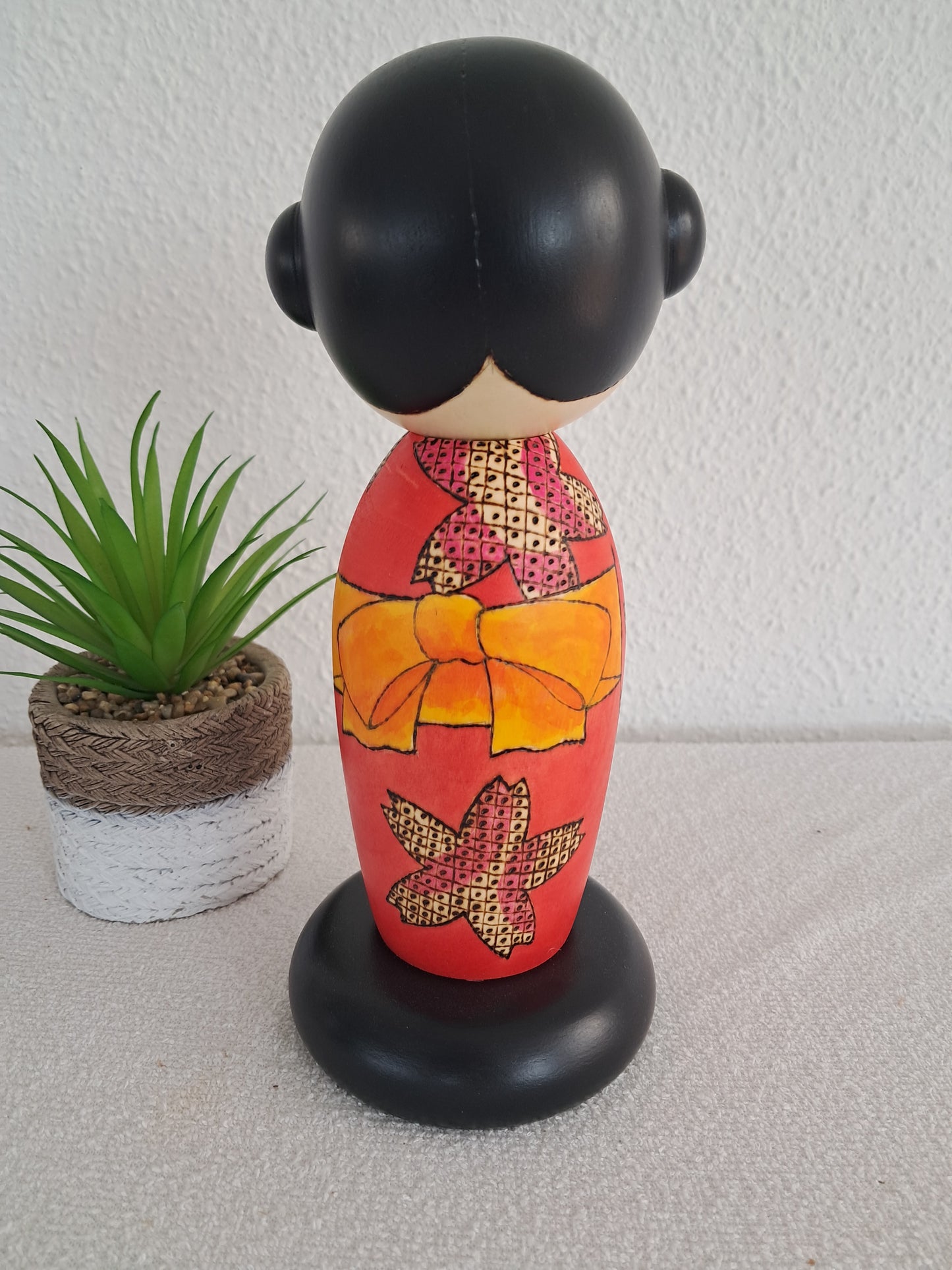 Unique kokeshi by Oki Yasunobu