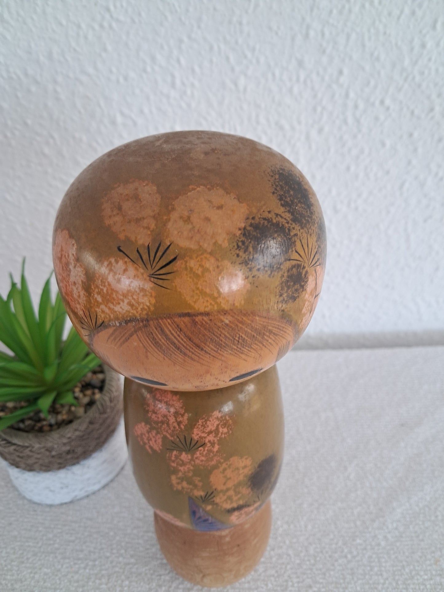 Vintage sosaku kokeshi by Kato Masami