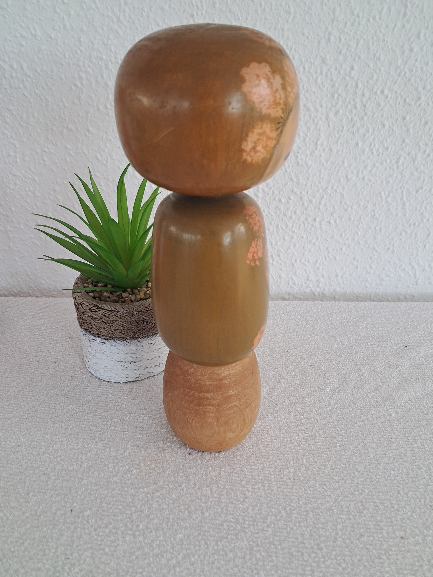 Vintage sosaku kokeshi by Kato Masami