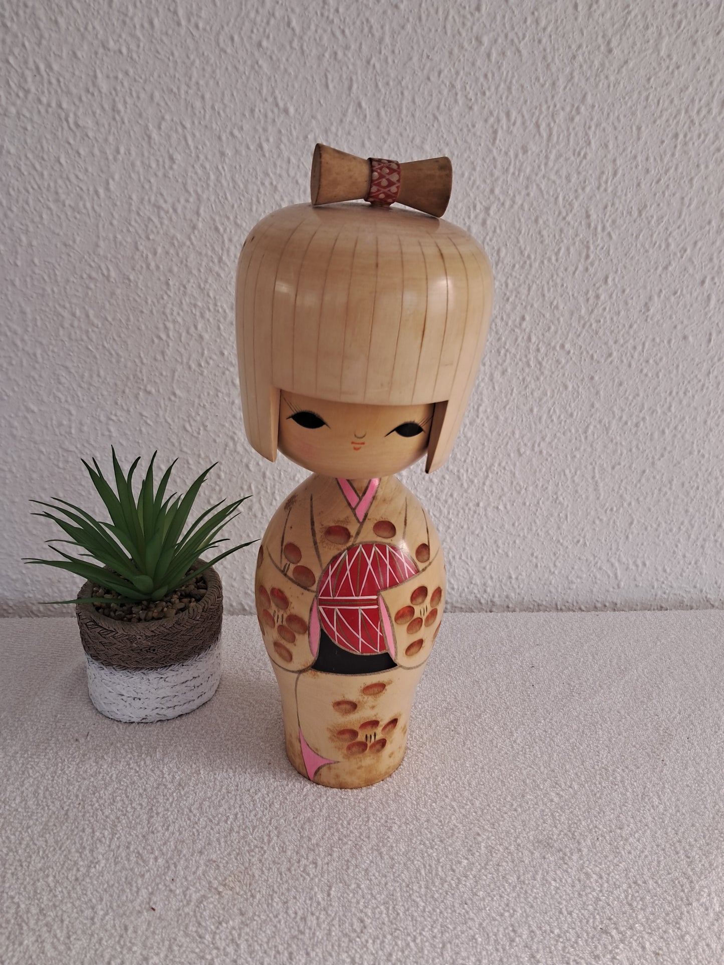 Big Sosaku kokeshi by Kojo Tanaka