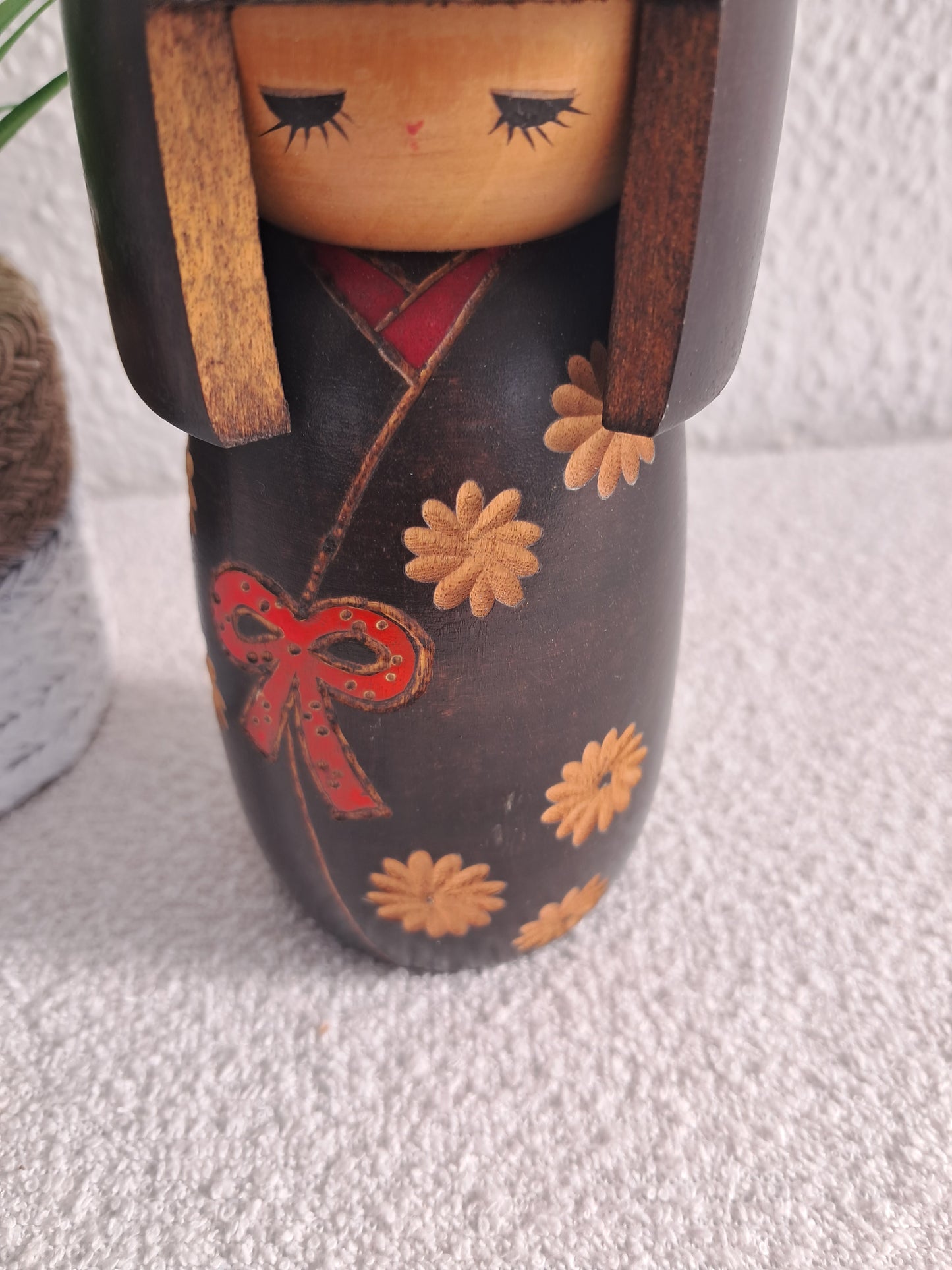 Vintage Gumma kokeshi by Hajime Miyashita (1940-)