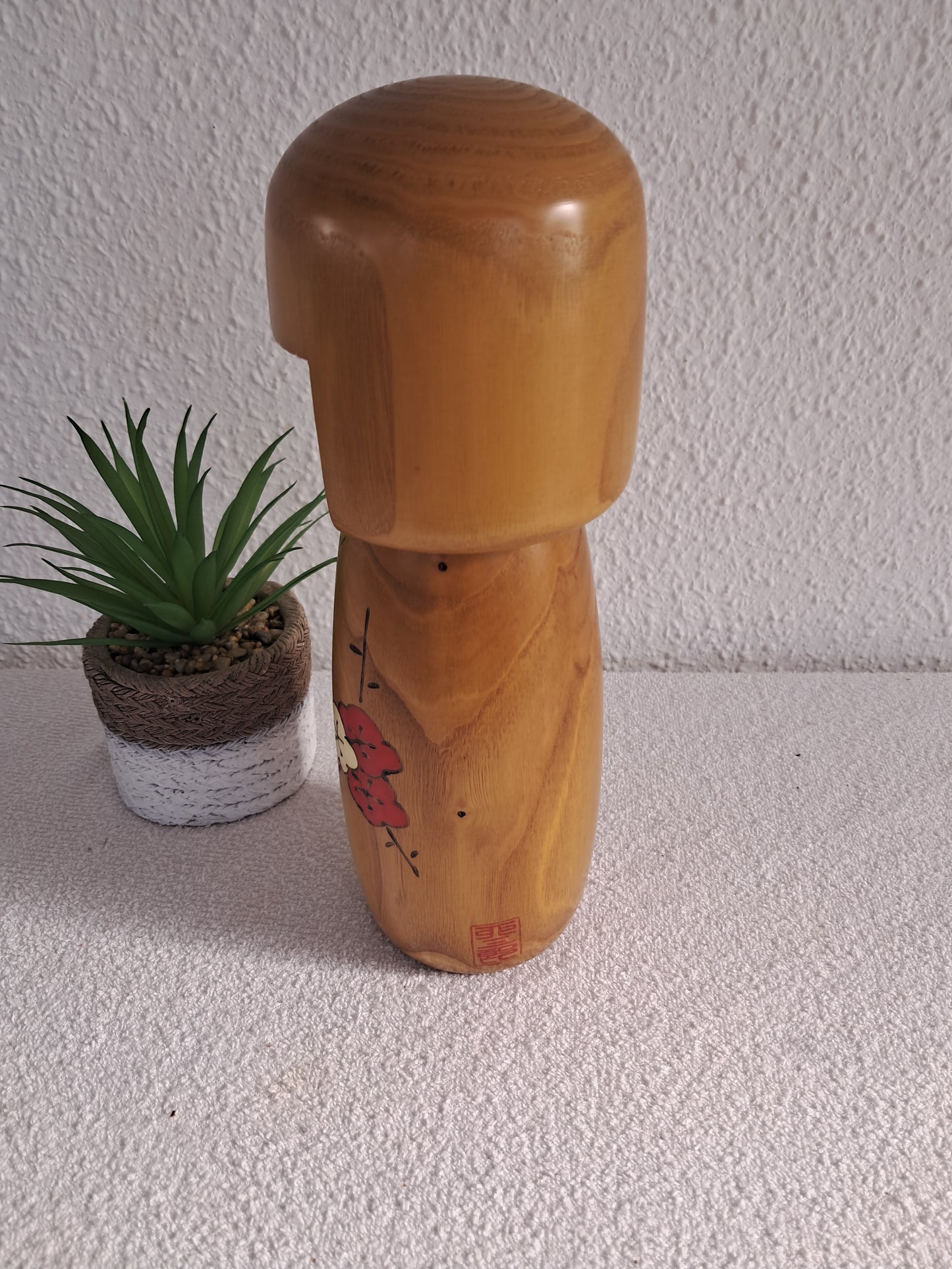 Vintage Gumma kokeshi by Usaburo