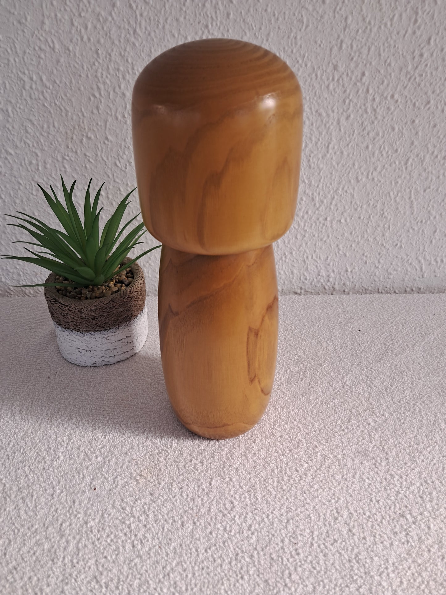 Vintage Gumma kokeshi by Usaburo