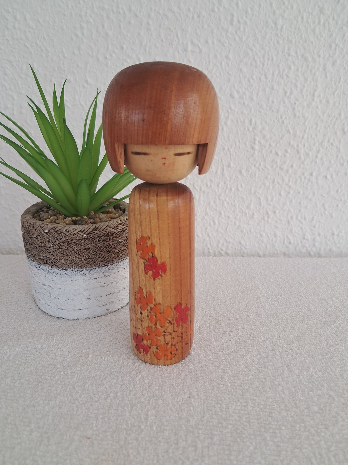 Sosaku kokeshi made by Isamu Yamakawa