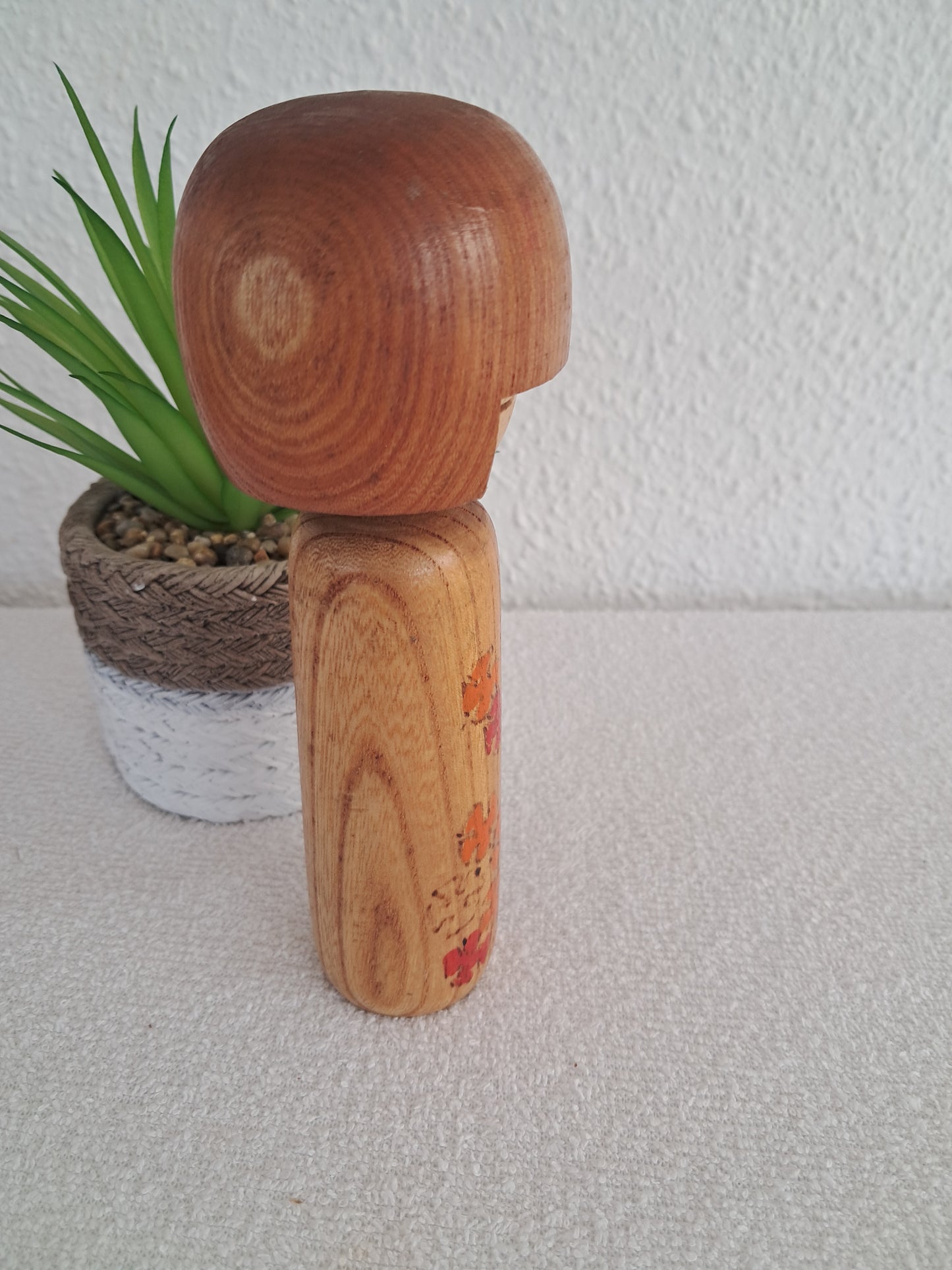 Sosaku kokeshi made by Isamu Yamakawa