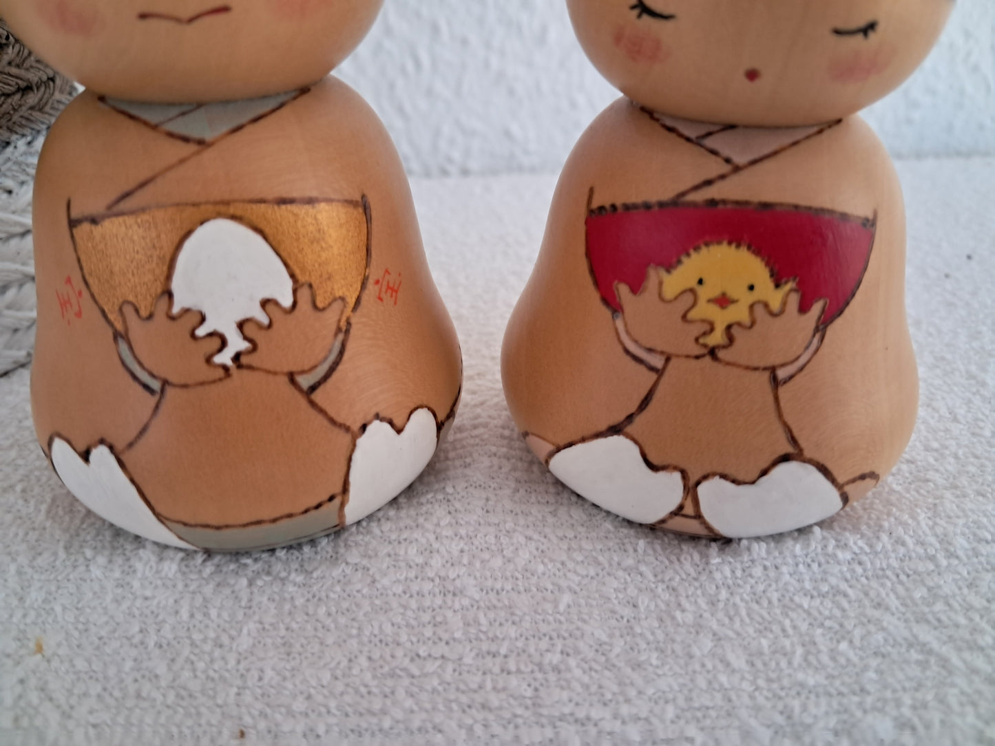 Set of 2 cute sosaku kokeshi by Oki Izumi