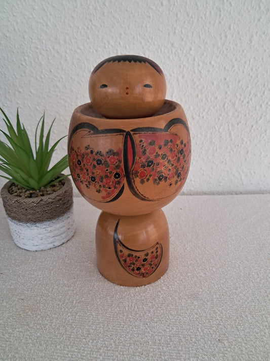 Vintage Sosaku Kokeshi by Kano Chiyomatsu (1935-)