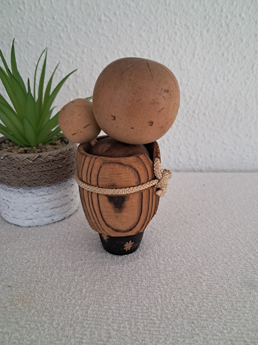 Vintage Sosaku kokeshi mother and child