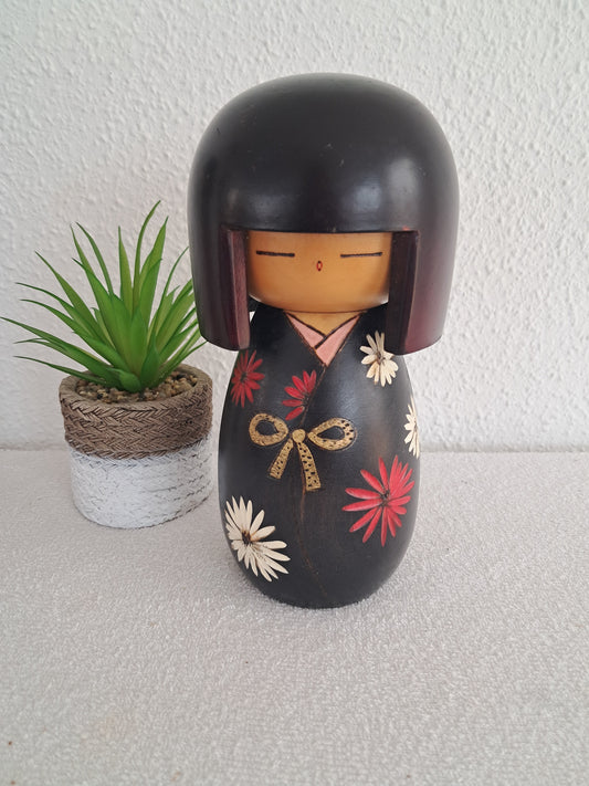 Sosaku kokeshi by Yamagishi Masayoshi