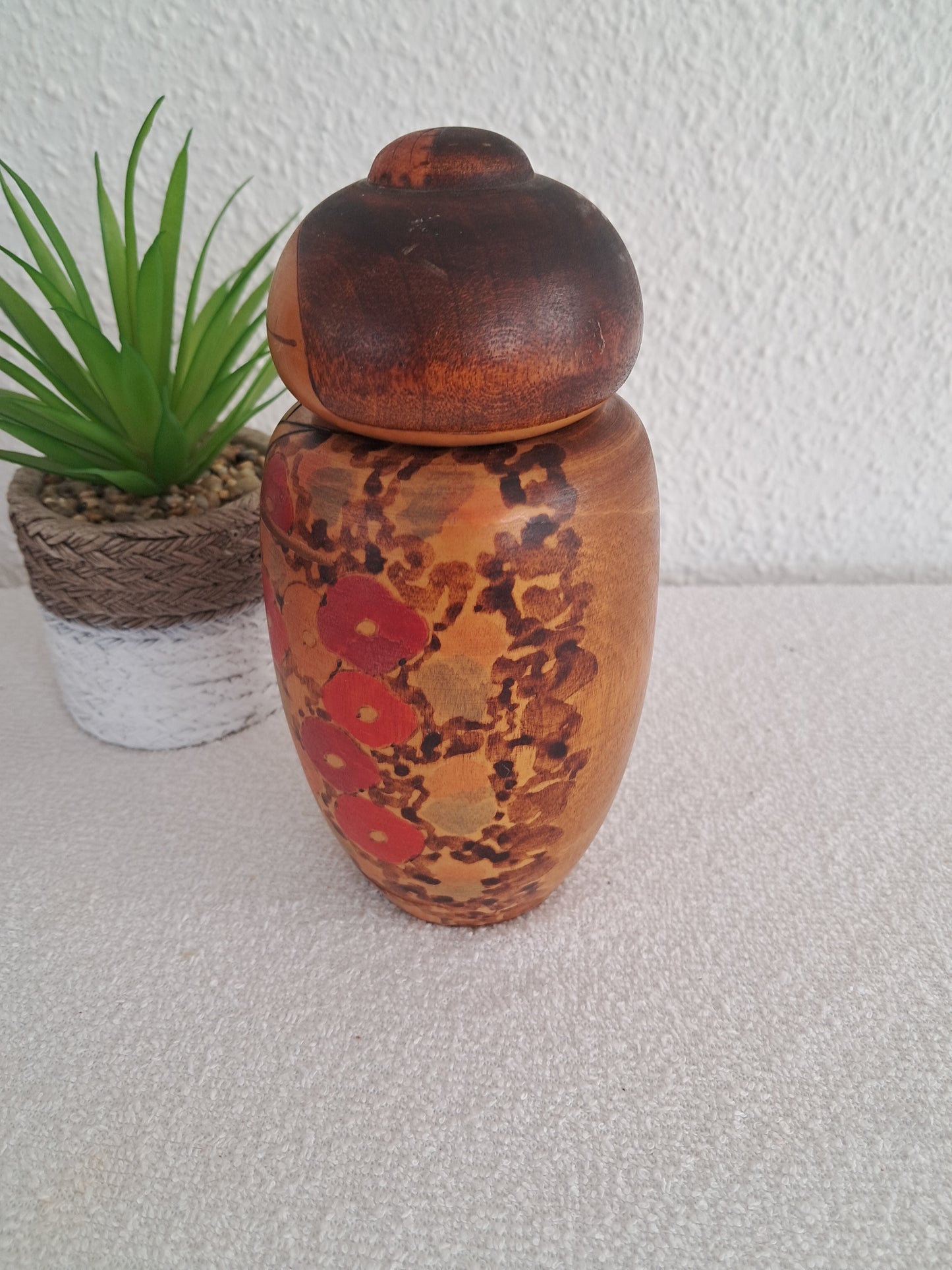 Exclusive vintage Sosaku kokeshi made by Toa Sekiguchi (1942-)