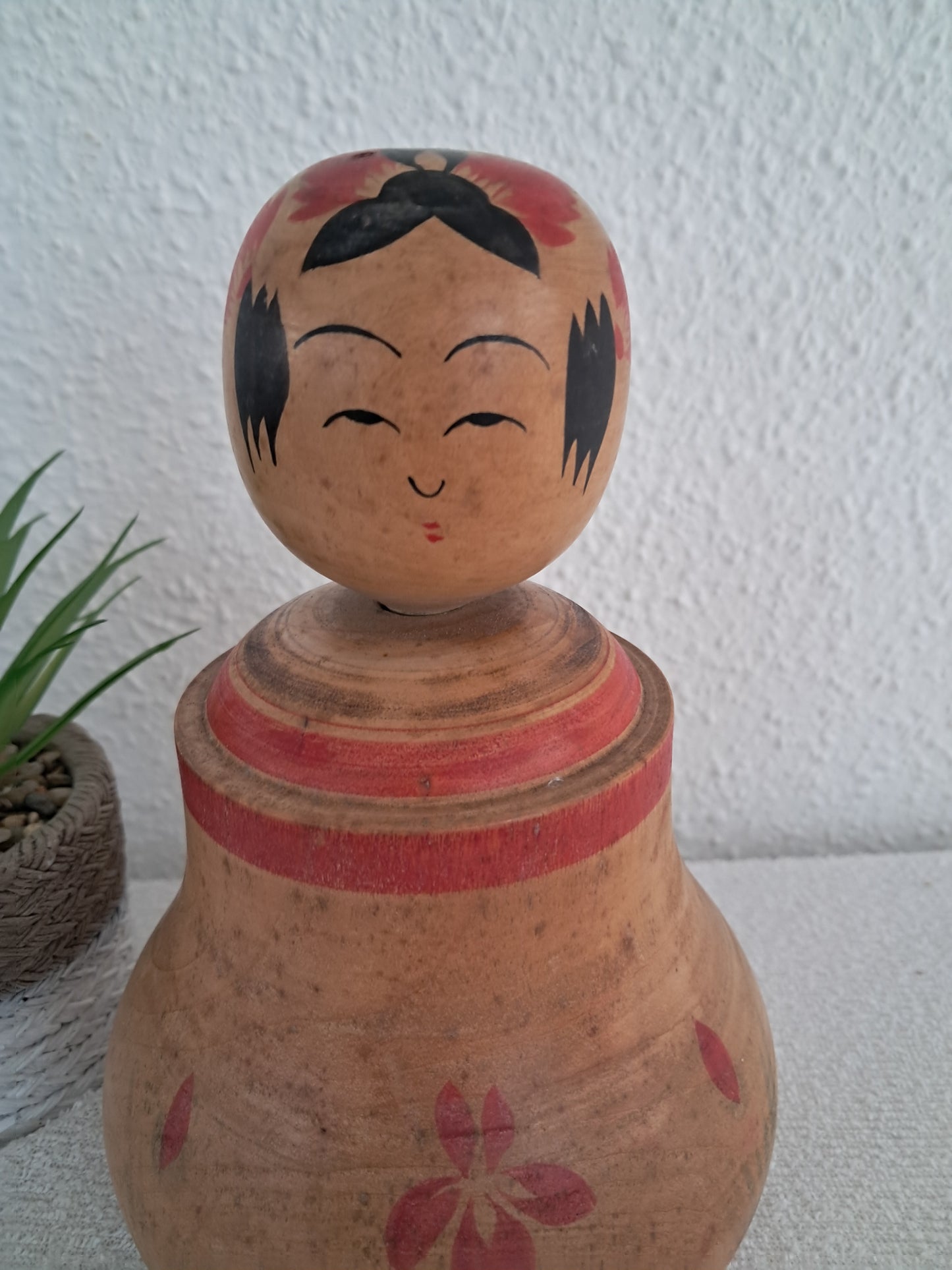 Vintage Ejiko kokeshi by Hatsumi Matsuda (1901-1989)