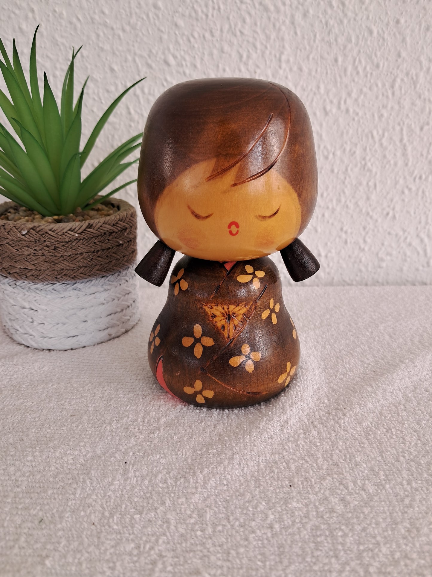 Vintage Sosaku Kokeshi Tomio Ishida