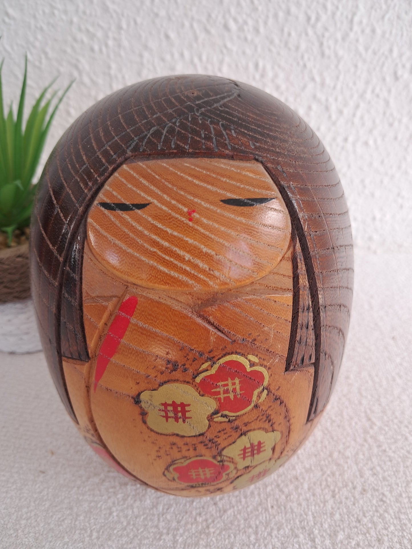 Exclusive Sosaku kokeshi made by Kunio Miyagawa (1933-)