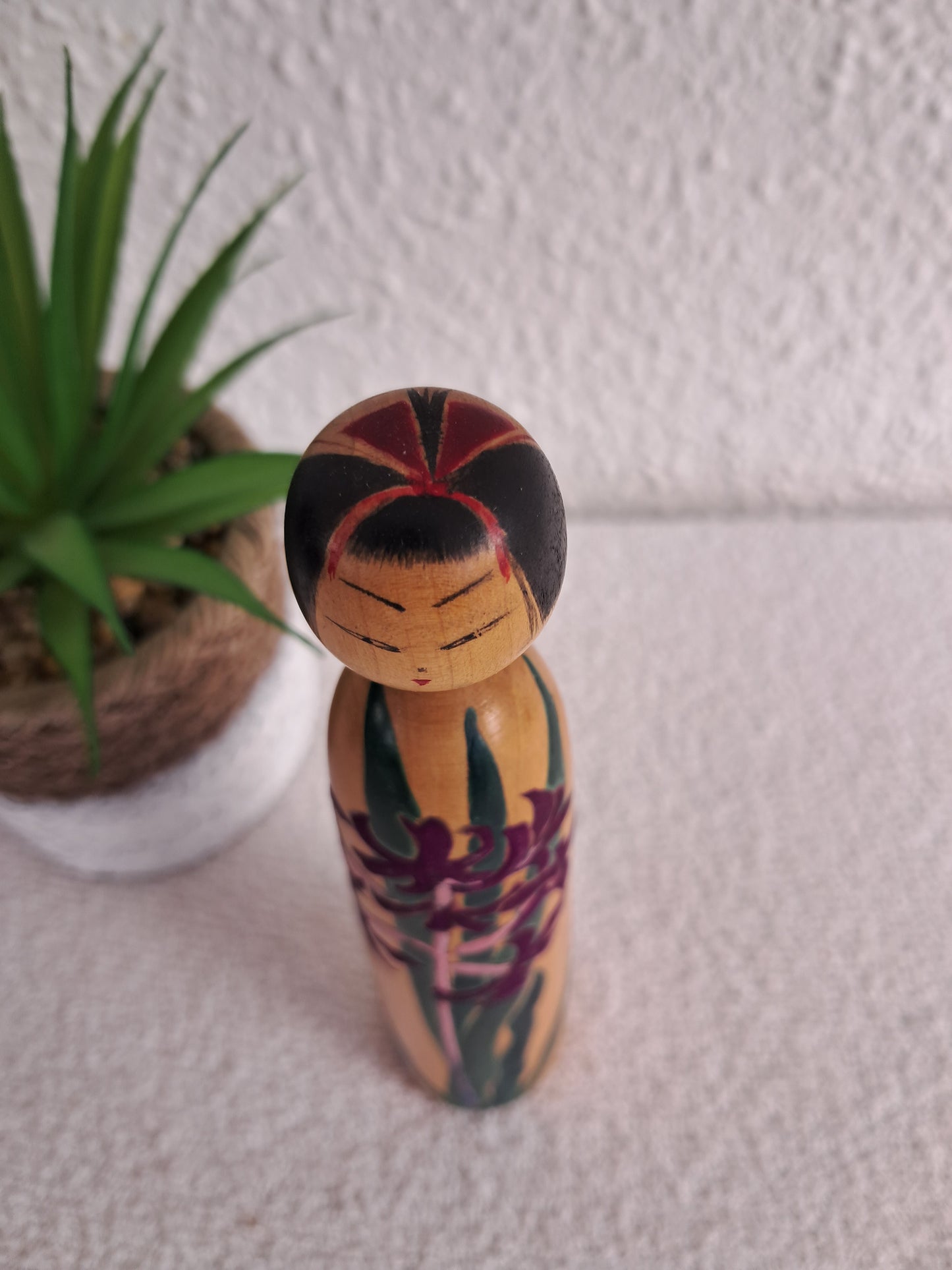 Exclusive Kijiyama kokeshi made by Takano Yohachi (1907-1994)