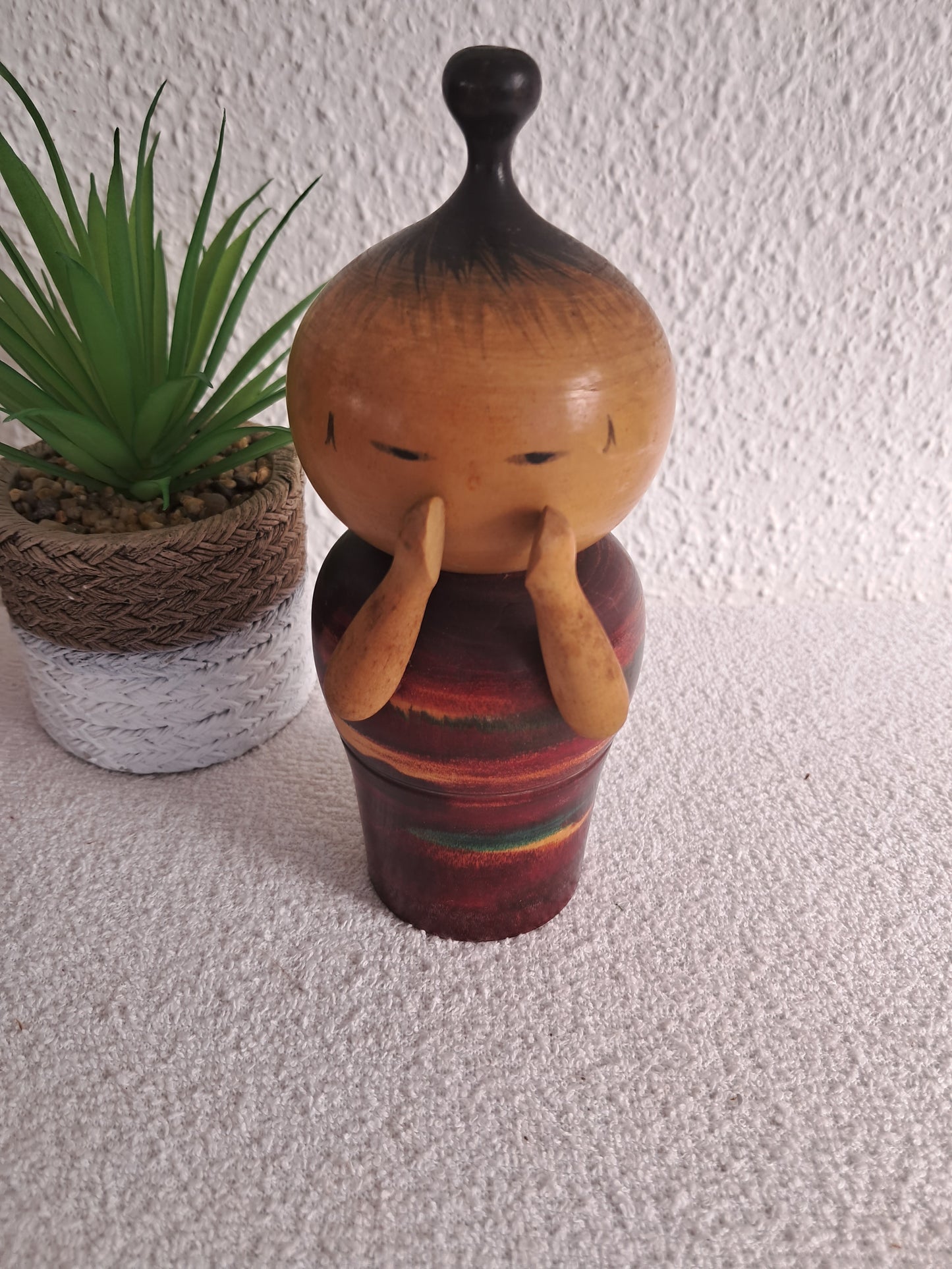 Exclusive Sosaku kokeshi made by Kahei Katase (1922-2015)