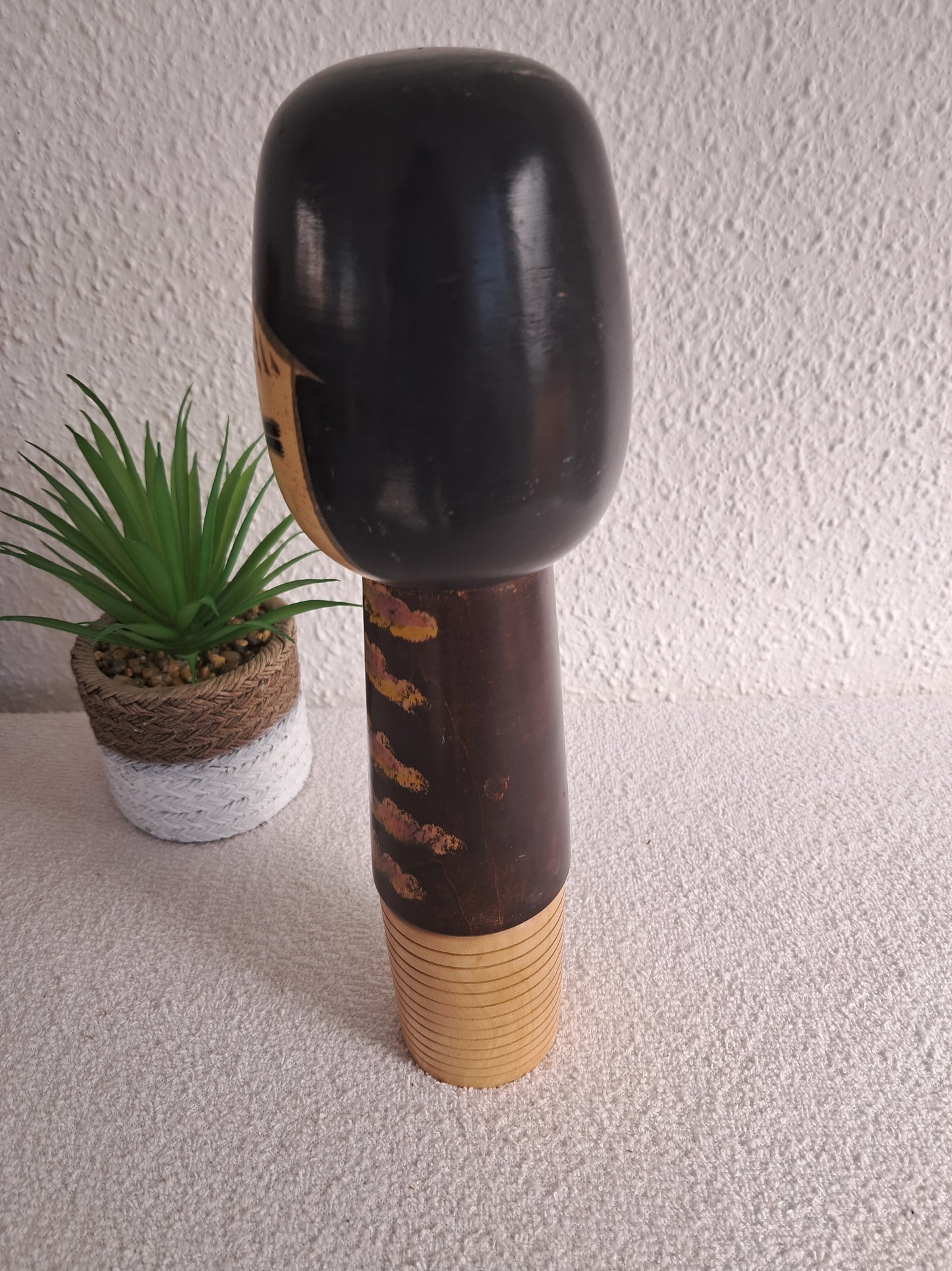 Exclusive Vintage Sosaku Kokeshi by Hideo Ishihara (1925-1999)