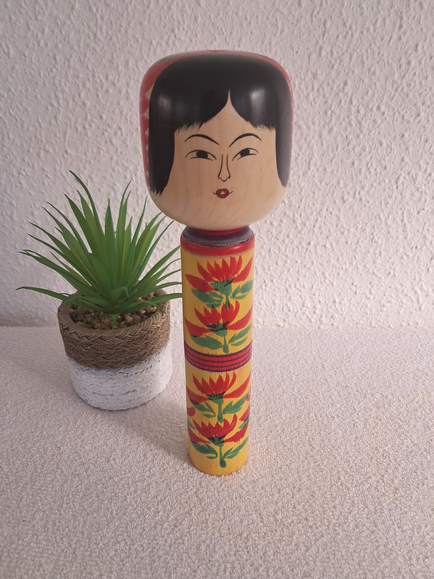 Vintage Traditional Hijiori Kokeshi made by Sato Kiku (1911～2000）