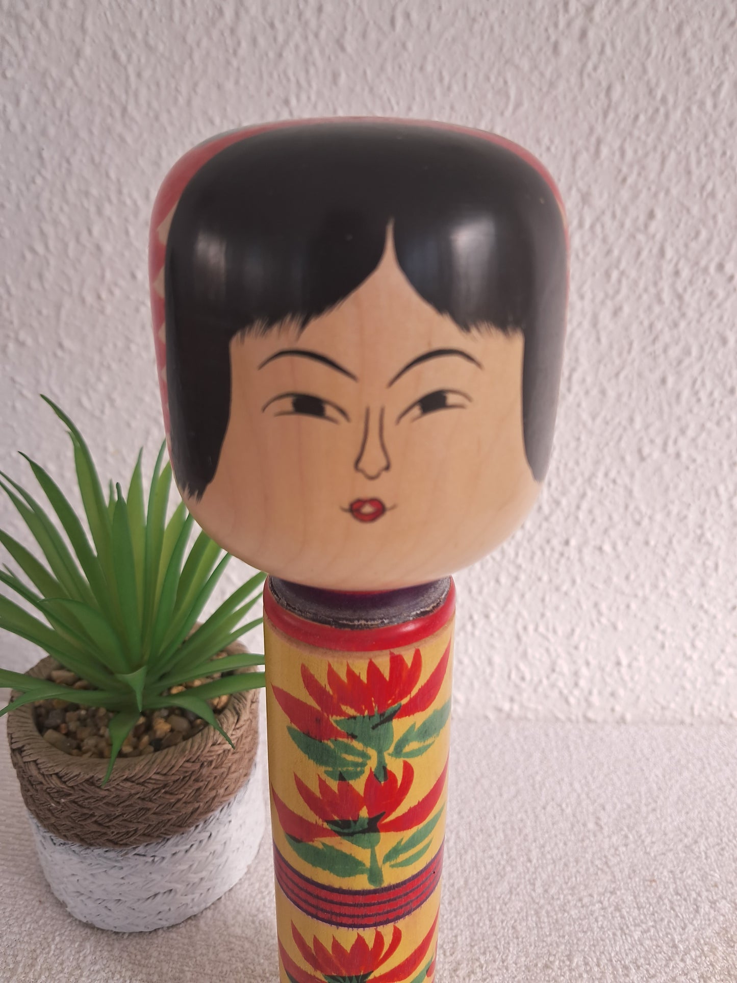 Vintage Traditional Hijiori Kokeshi made by Sato Kiku (1911～2000）