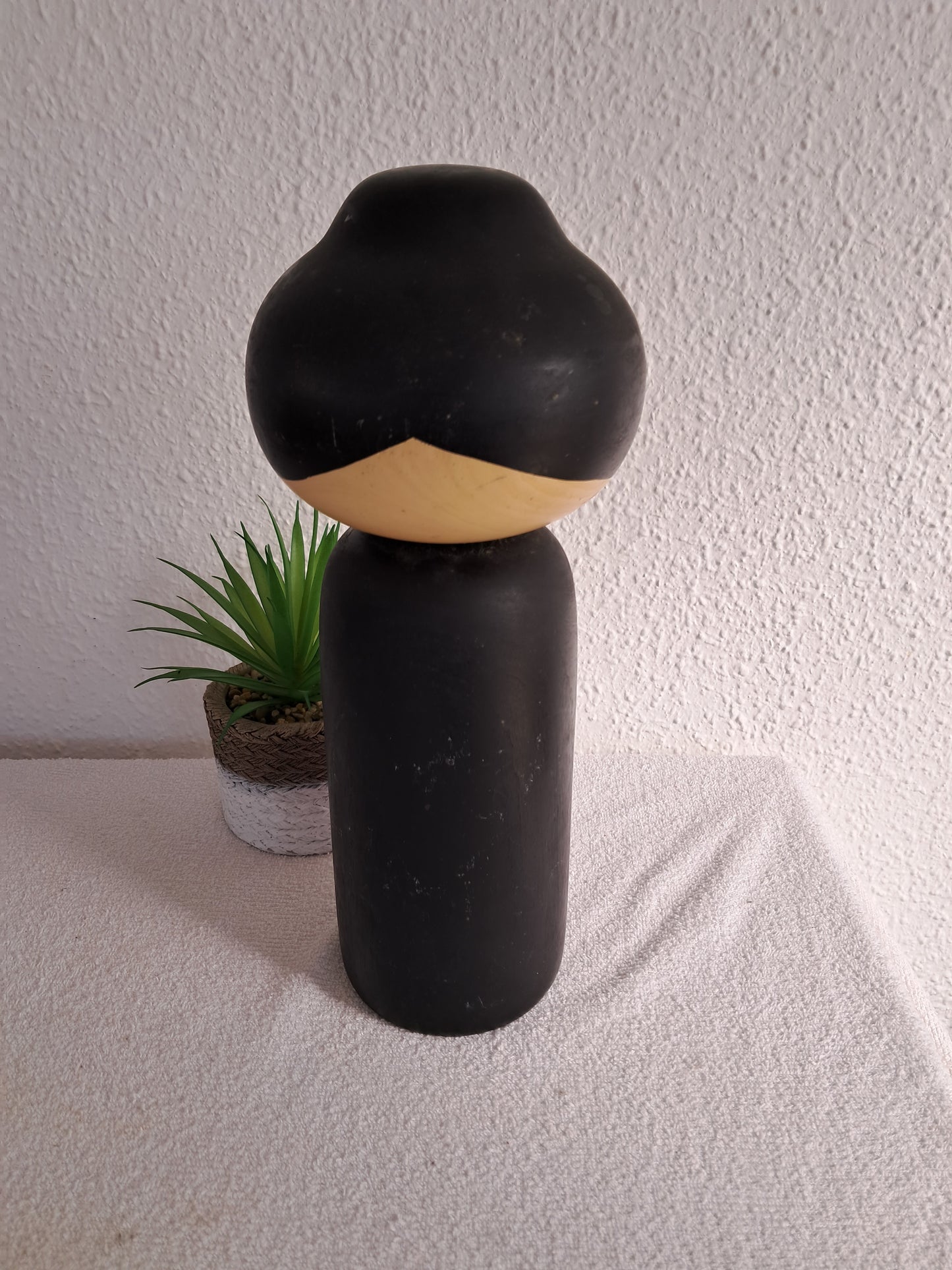 Vintage Sosaku kokeshi made by Masao Watanabe (1917-2007)