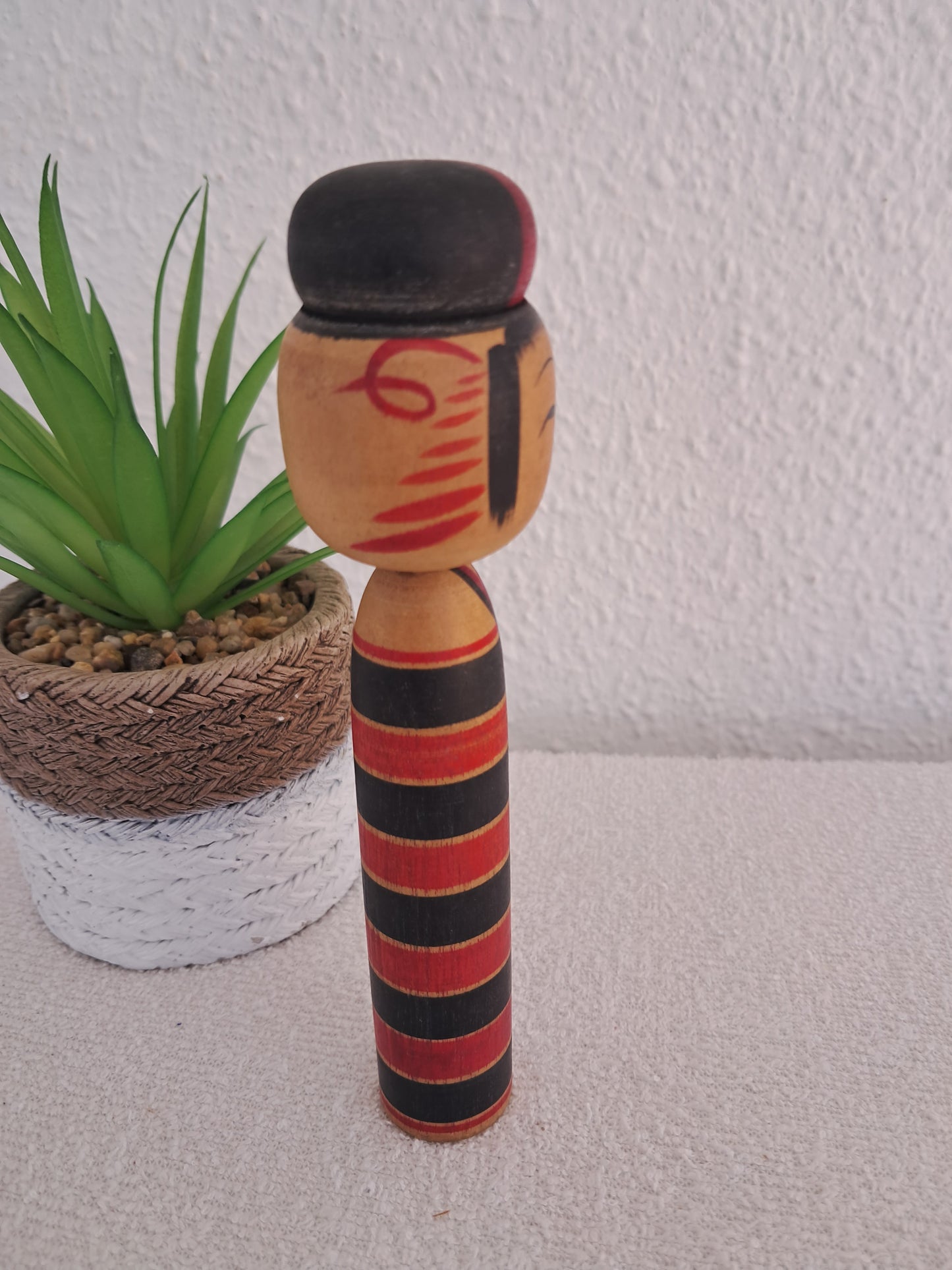 Vintage traditional Kokeshi made by Kaiya Kichiemon (1905-1985)