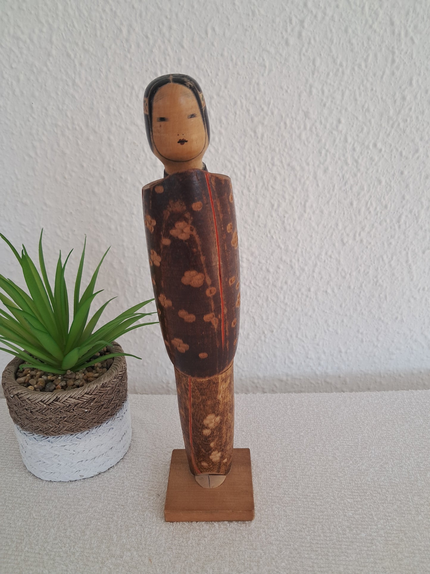 Vintage Sosaku Kokeshi  by Seiju Kon (1931-)