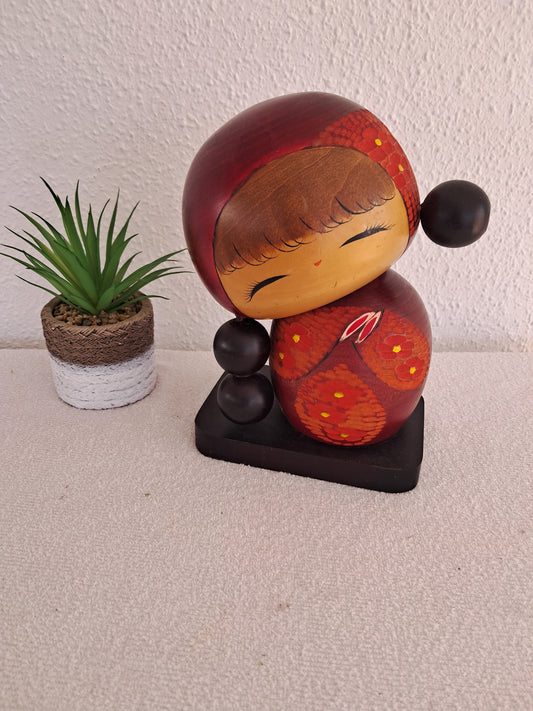 Big Chunky vintage kokeshi by Tamura Chie.