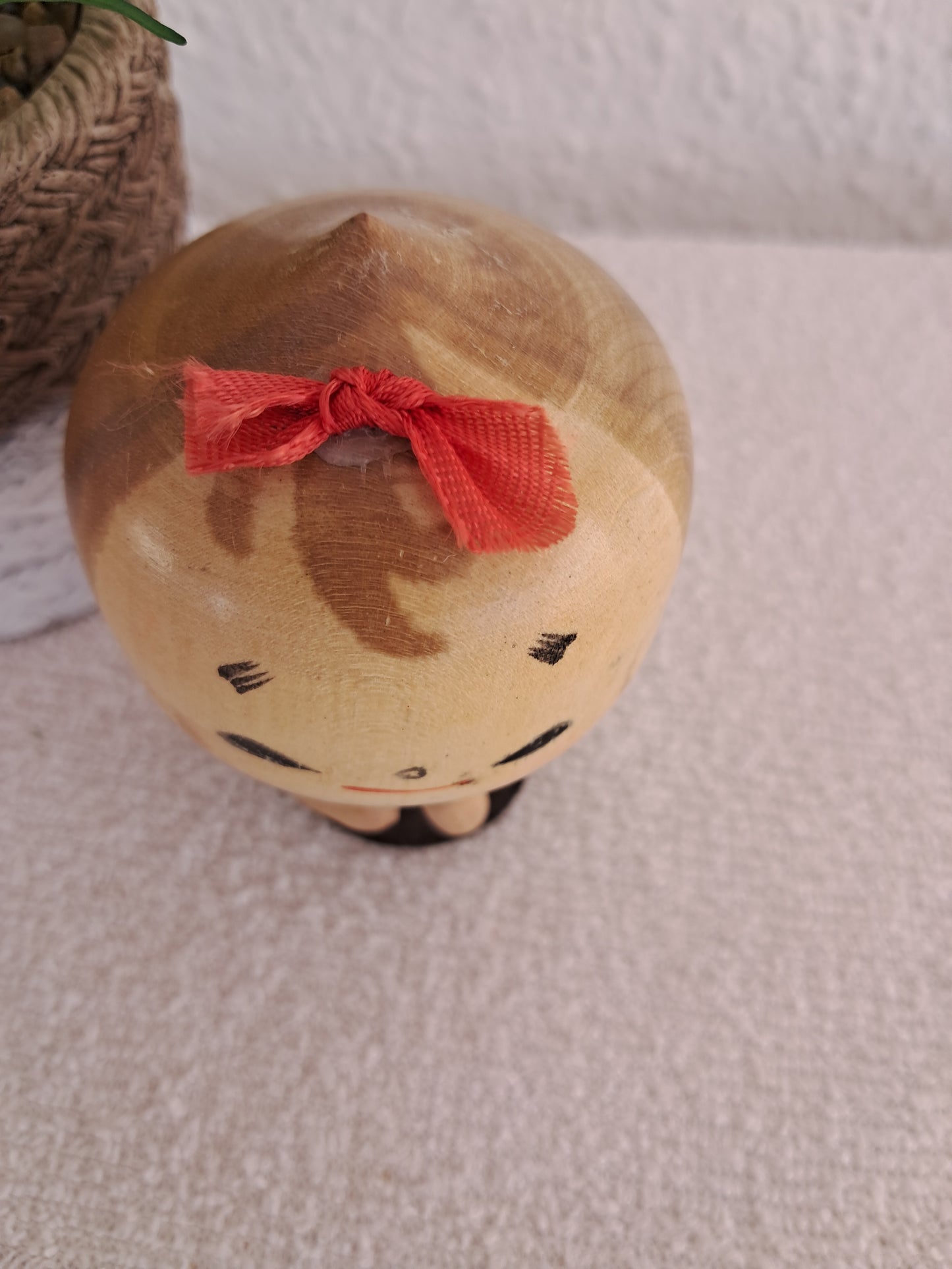 Vintage Sokaku kokeshi by Eiko