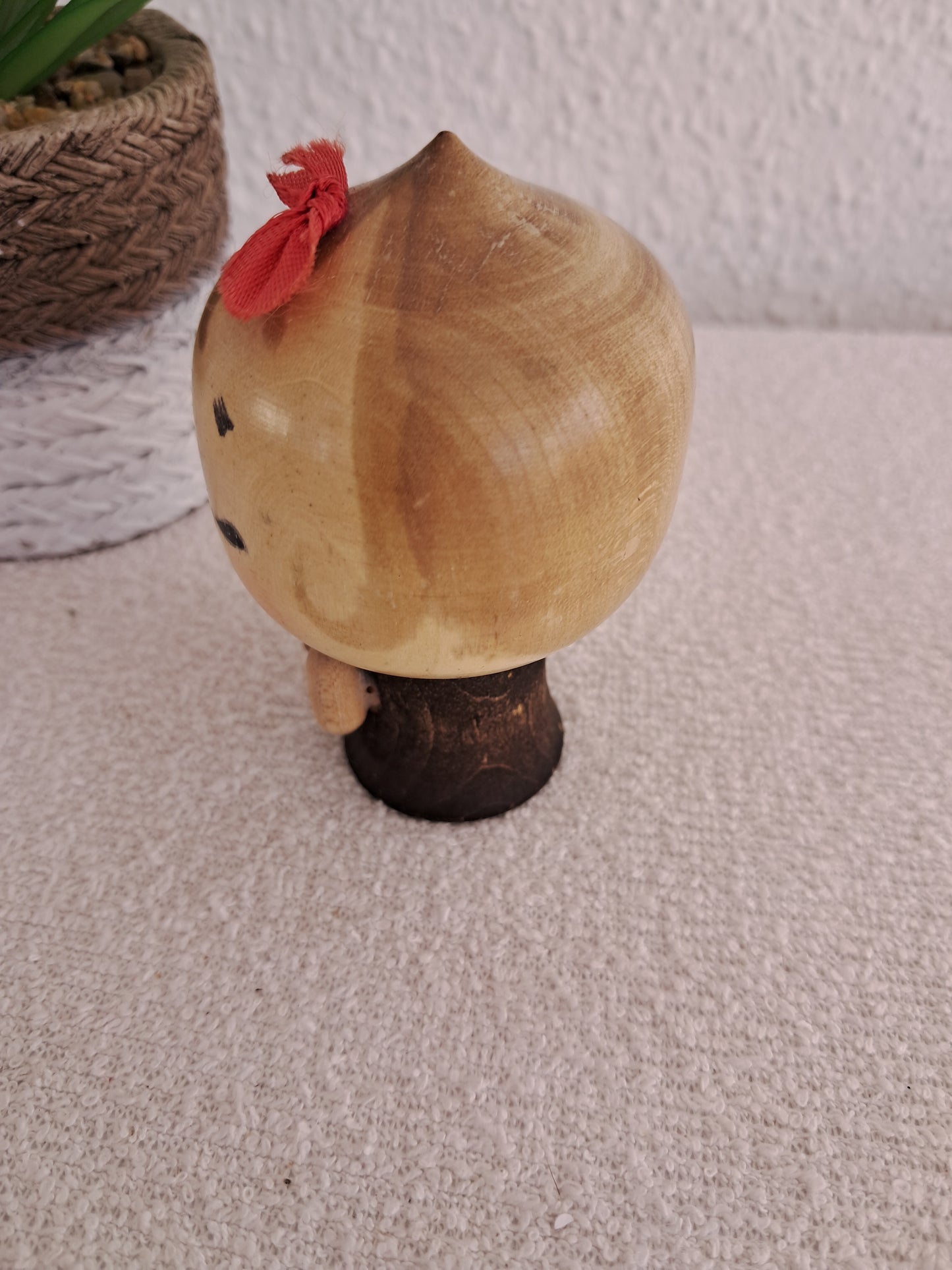 Vintage Sokaku kokeshi by Eiko