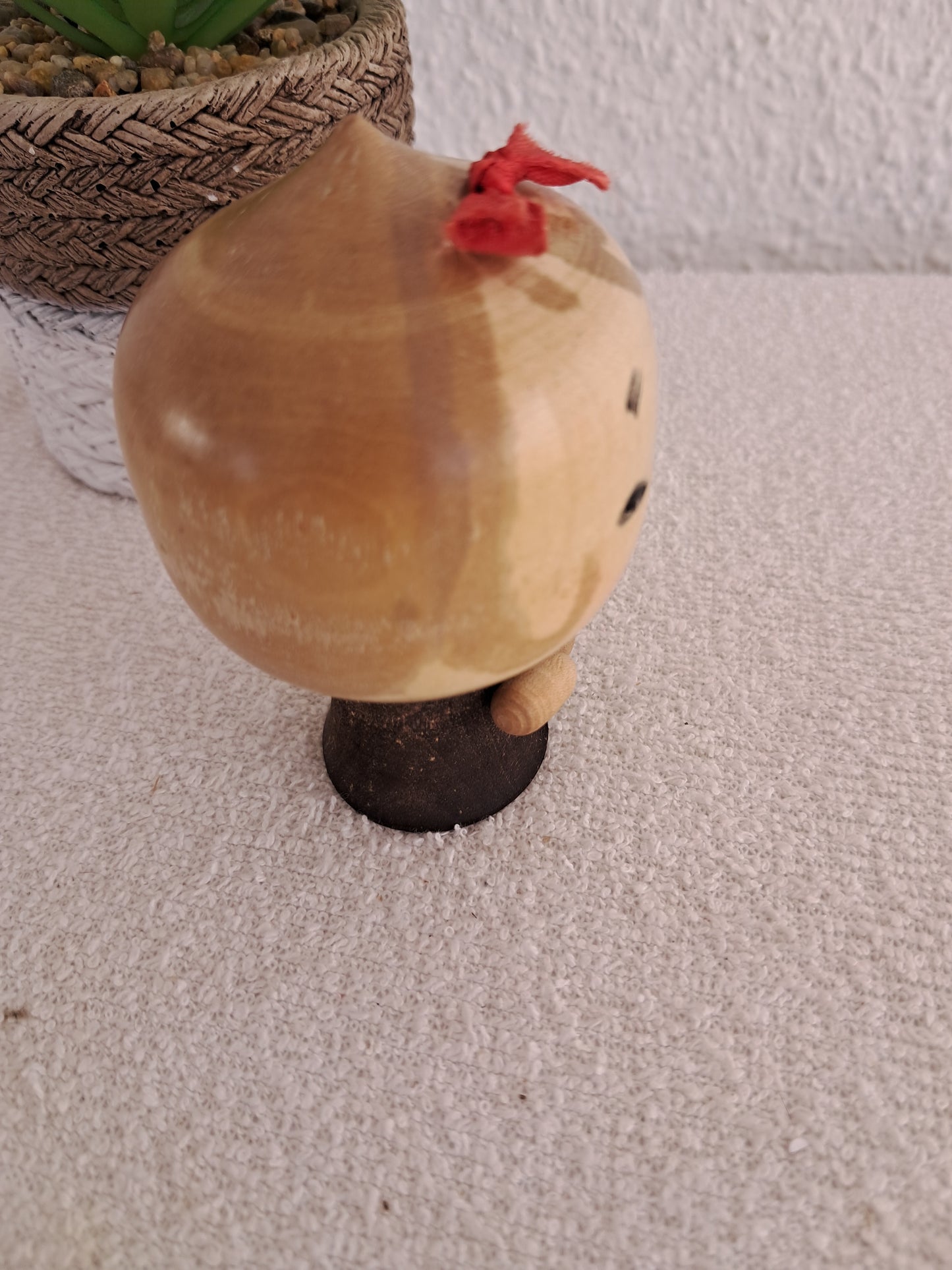 Vintage Sokaku kokeshi by Eiko