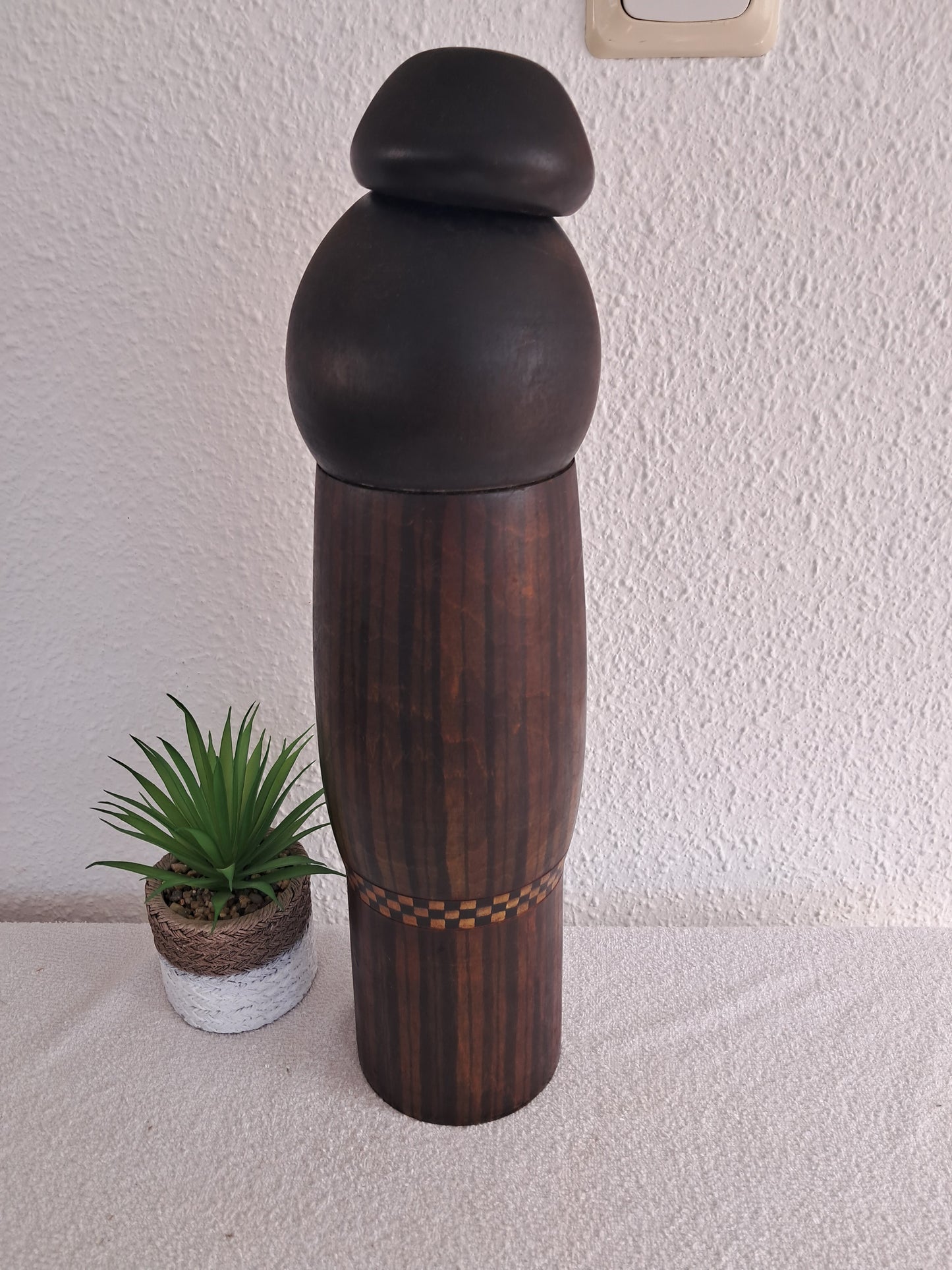 Exclusive XL Vintage kokeshi made by Sansaku Sekiguchi (1925-2018)