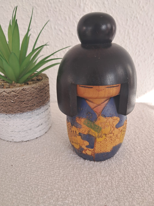 Vintage Gumma kokeshi made by Kazuo Takamizawa (1927-)