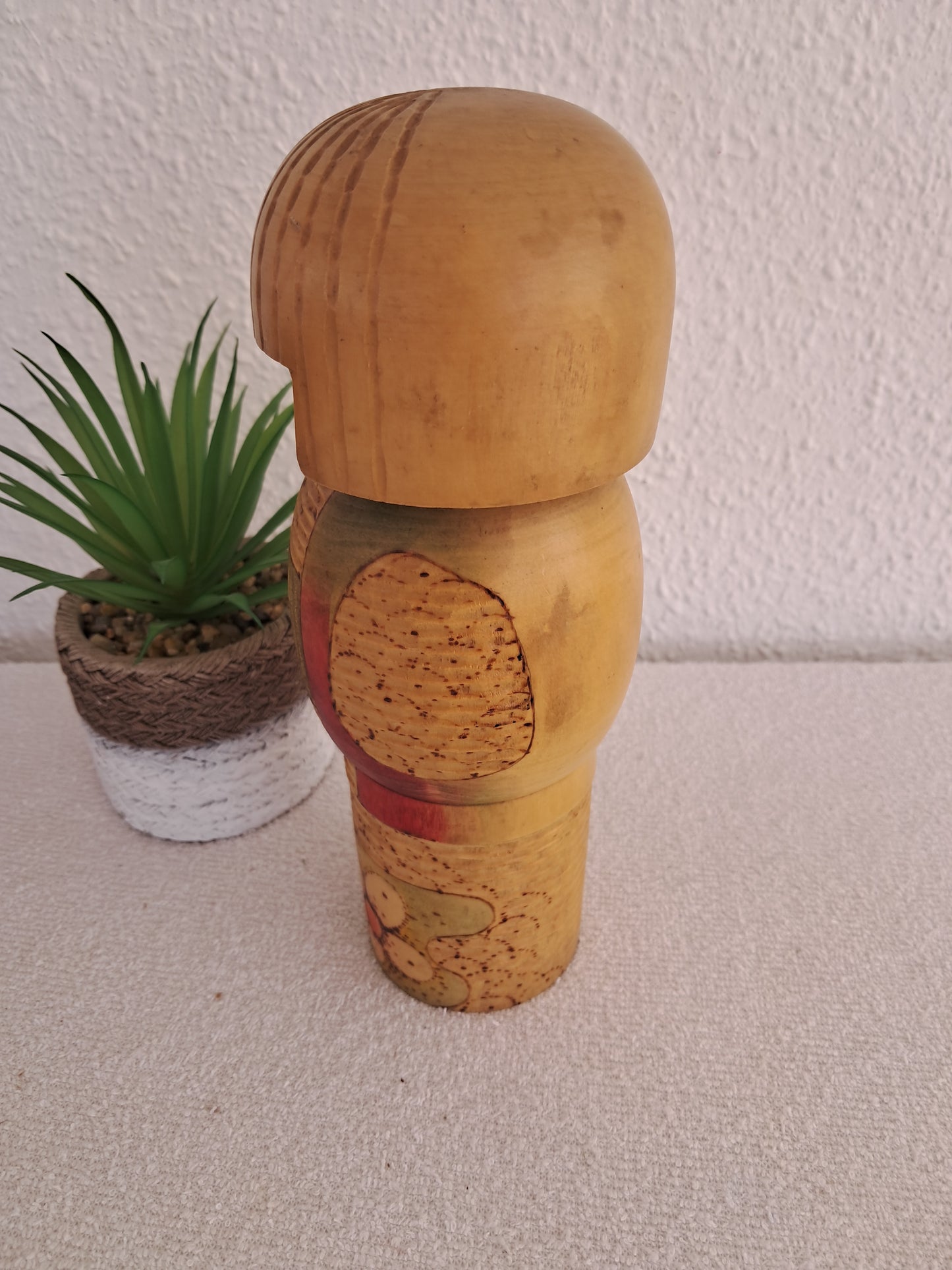 Exclusive Sosaku kokeshi by Akimitsu