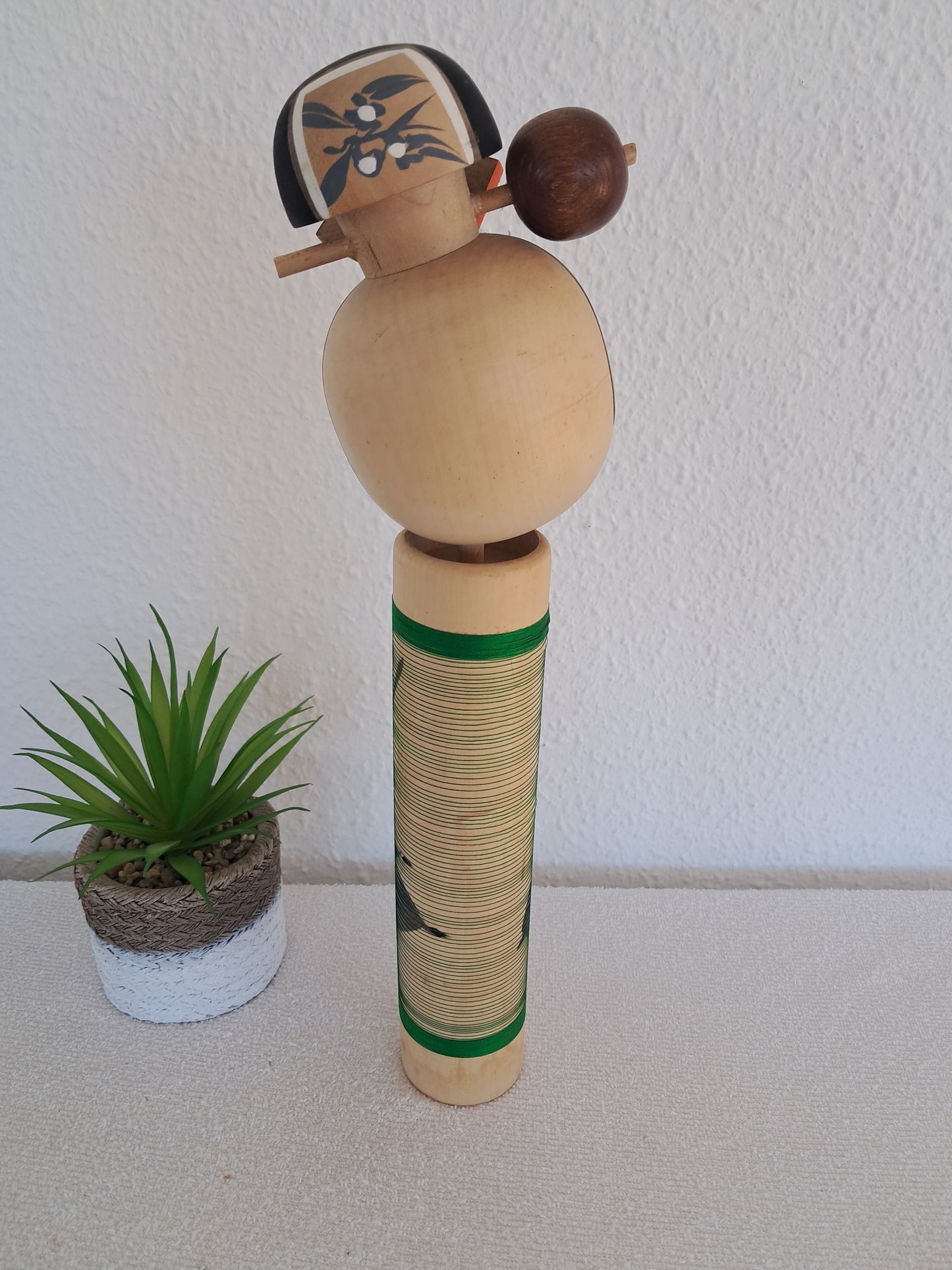 Large Sosaku Kokeshi made by Aida Harumine