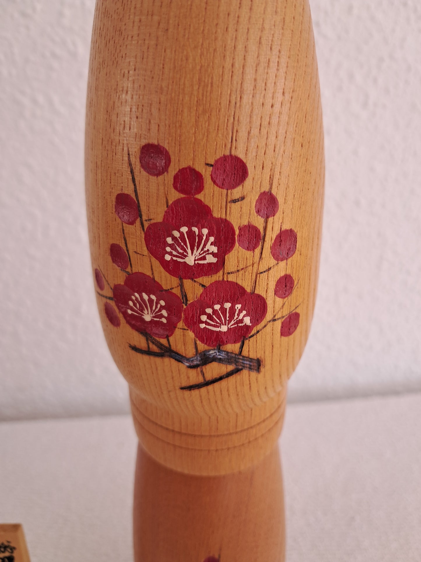 Vintage elegant XL Sosaku Kokeshi By Sato Suigai (1920- )